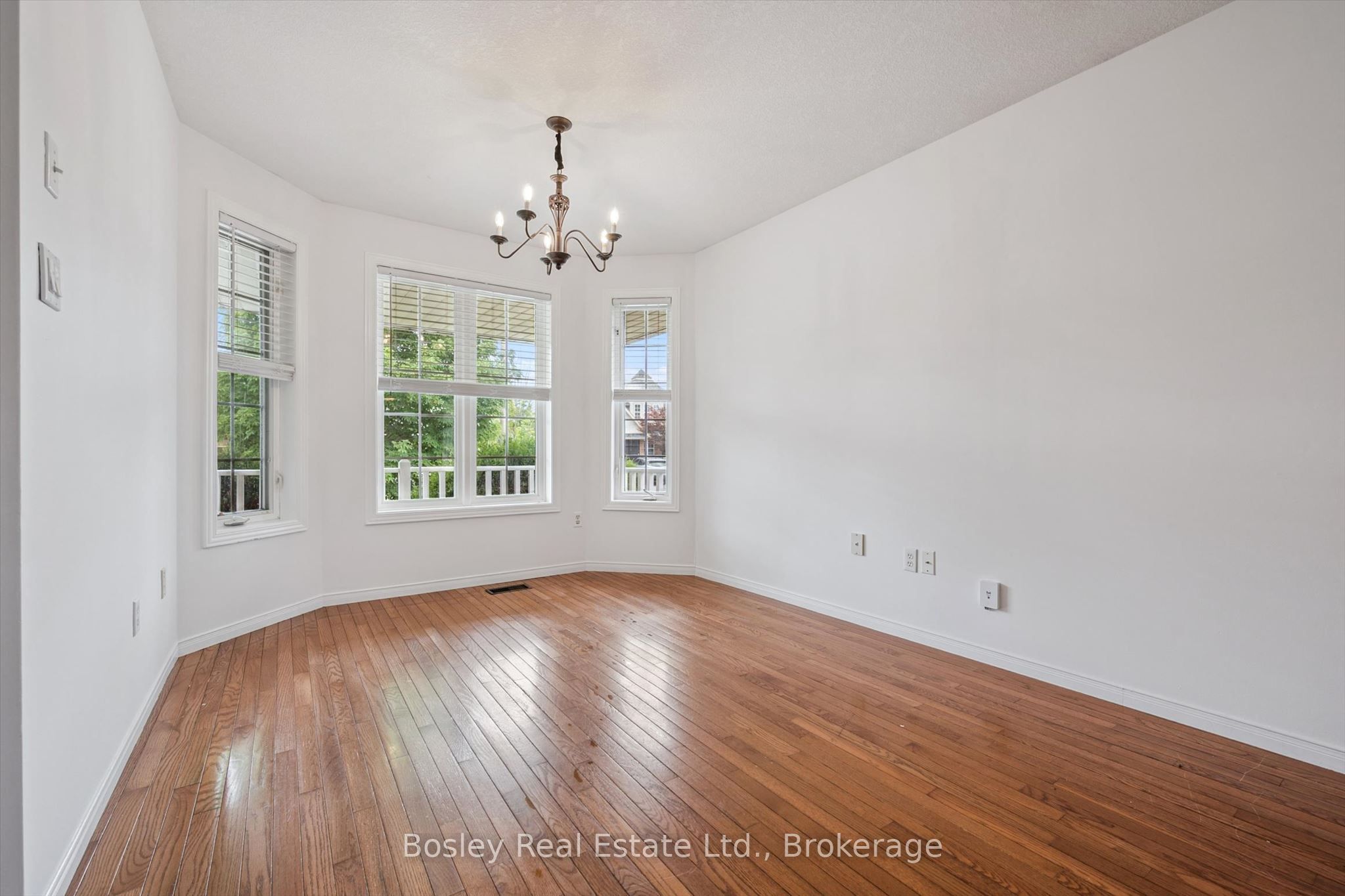 4 Hayward Crescent Property Photo 7