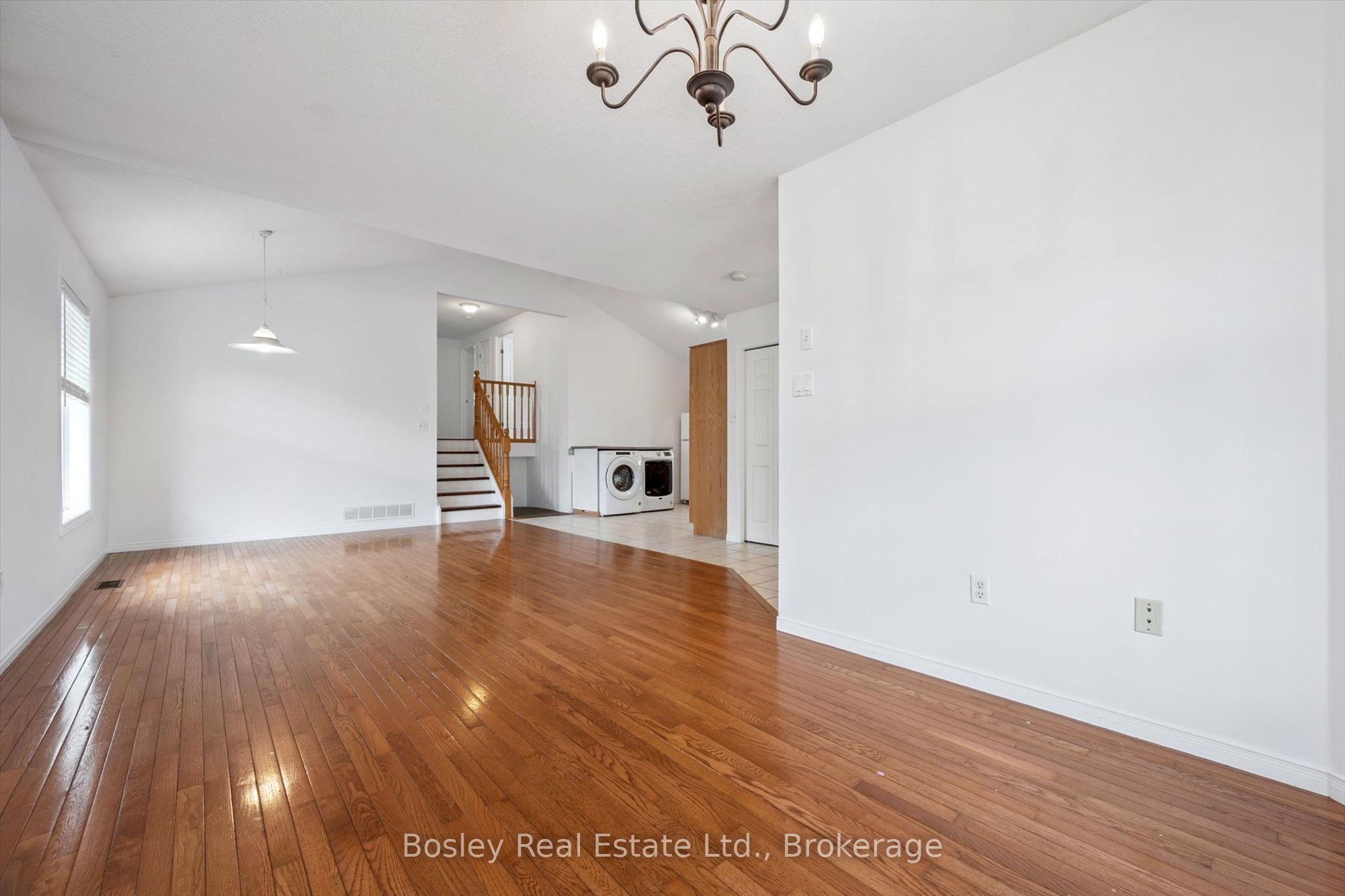 4 Hayward Crescent Property Photo 9