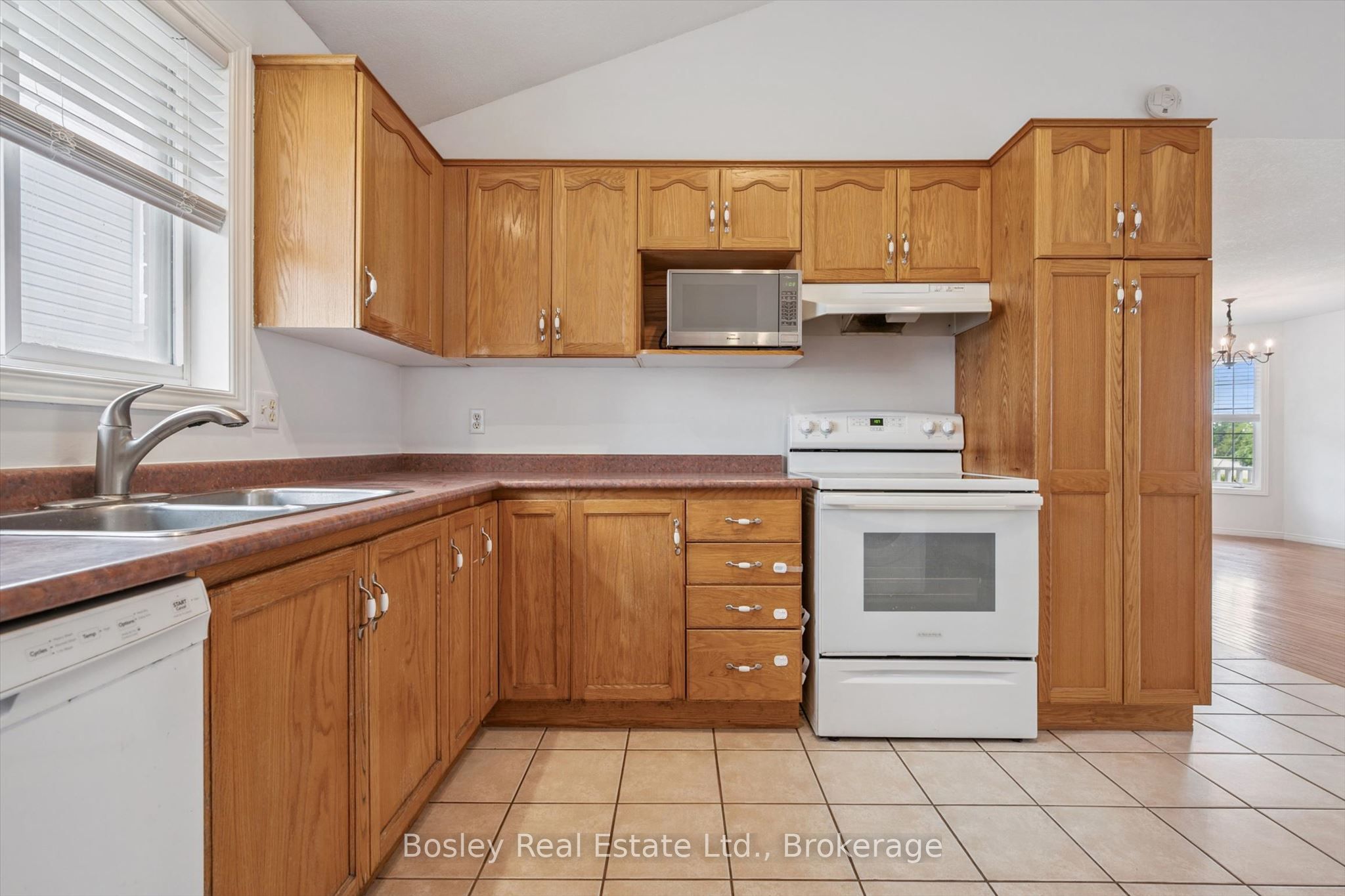 4 Hayward Crescent Property Photo 15