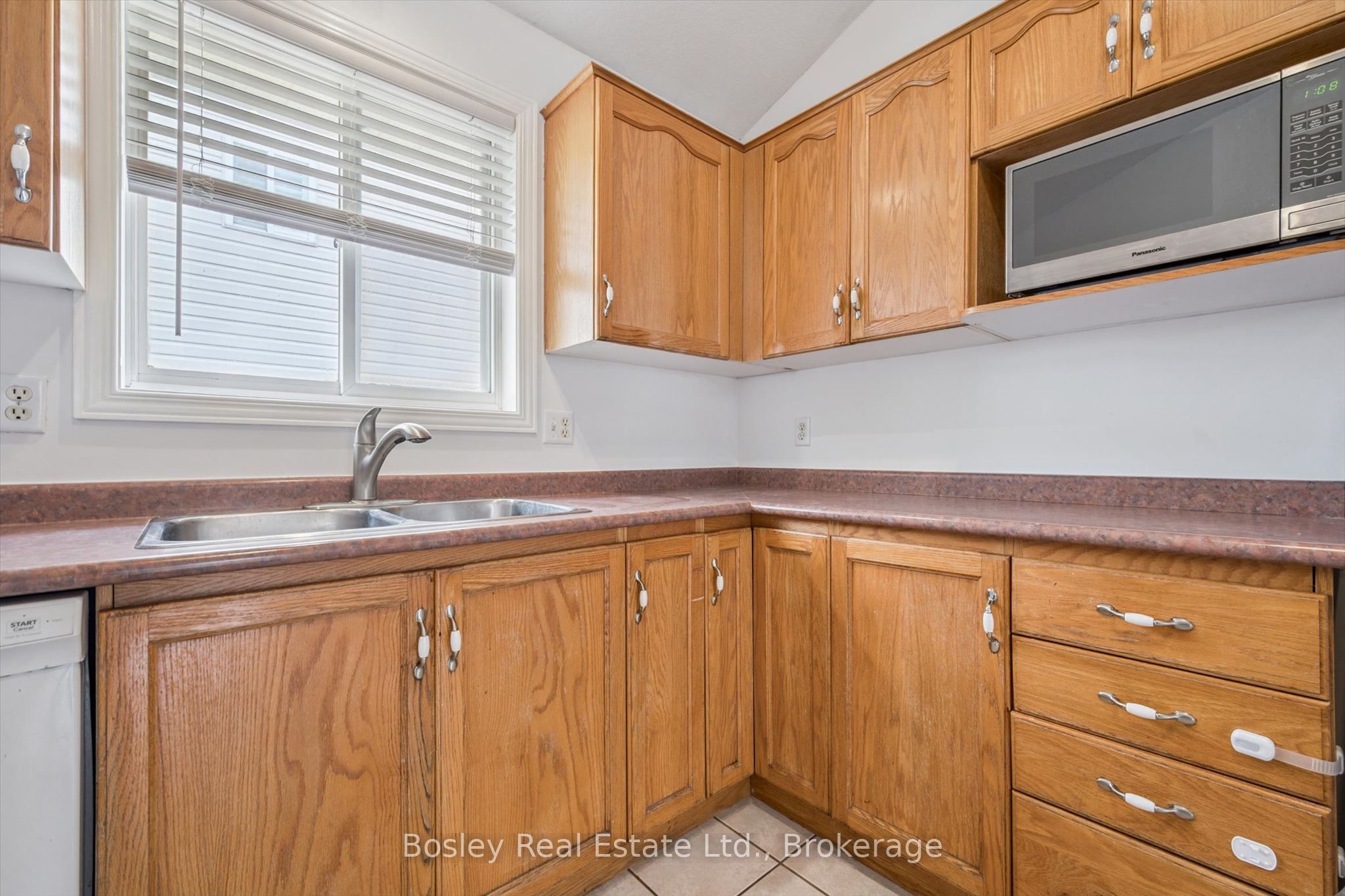 4 Hayward Crescent Property Photo 16