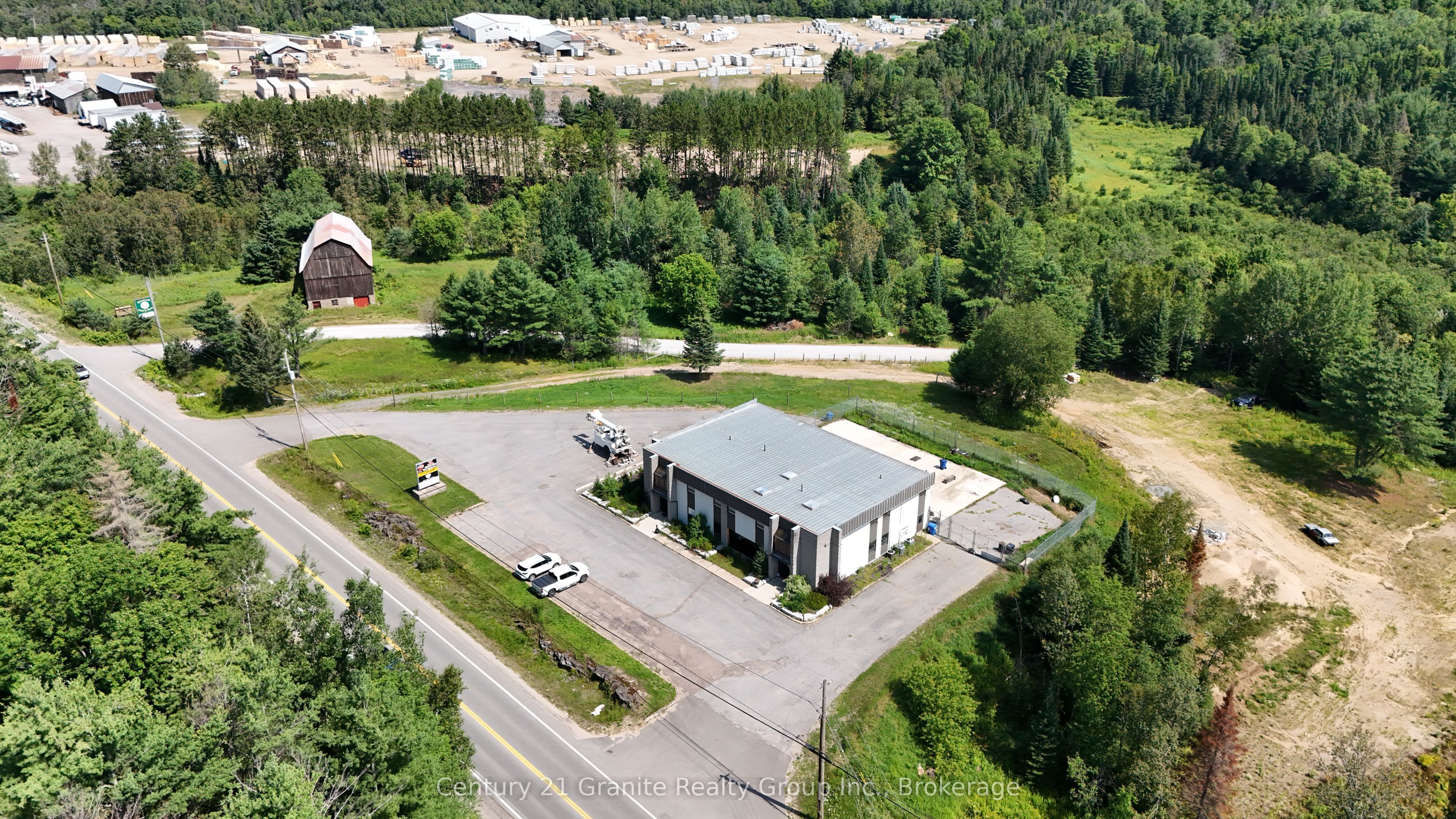 27578 Highway 62 S Property Photo 2