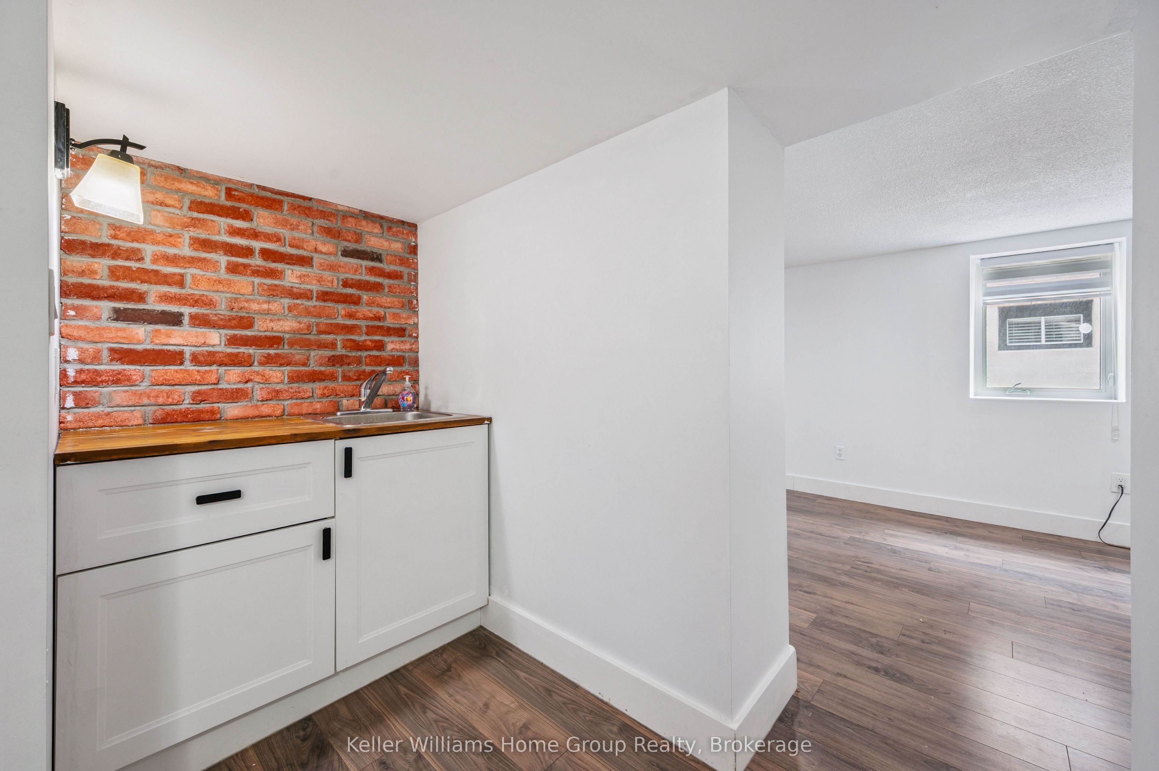 67 Stevenson Street S Property Photo 19