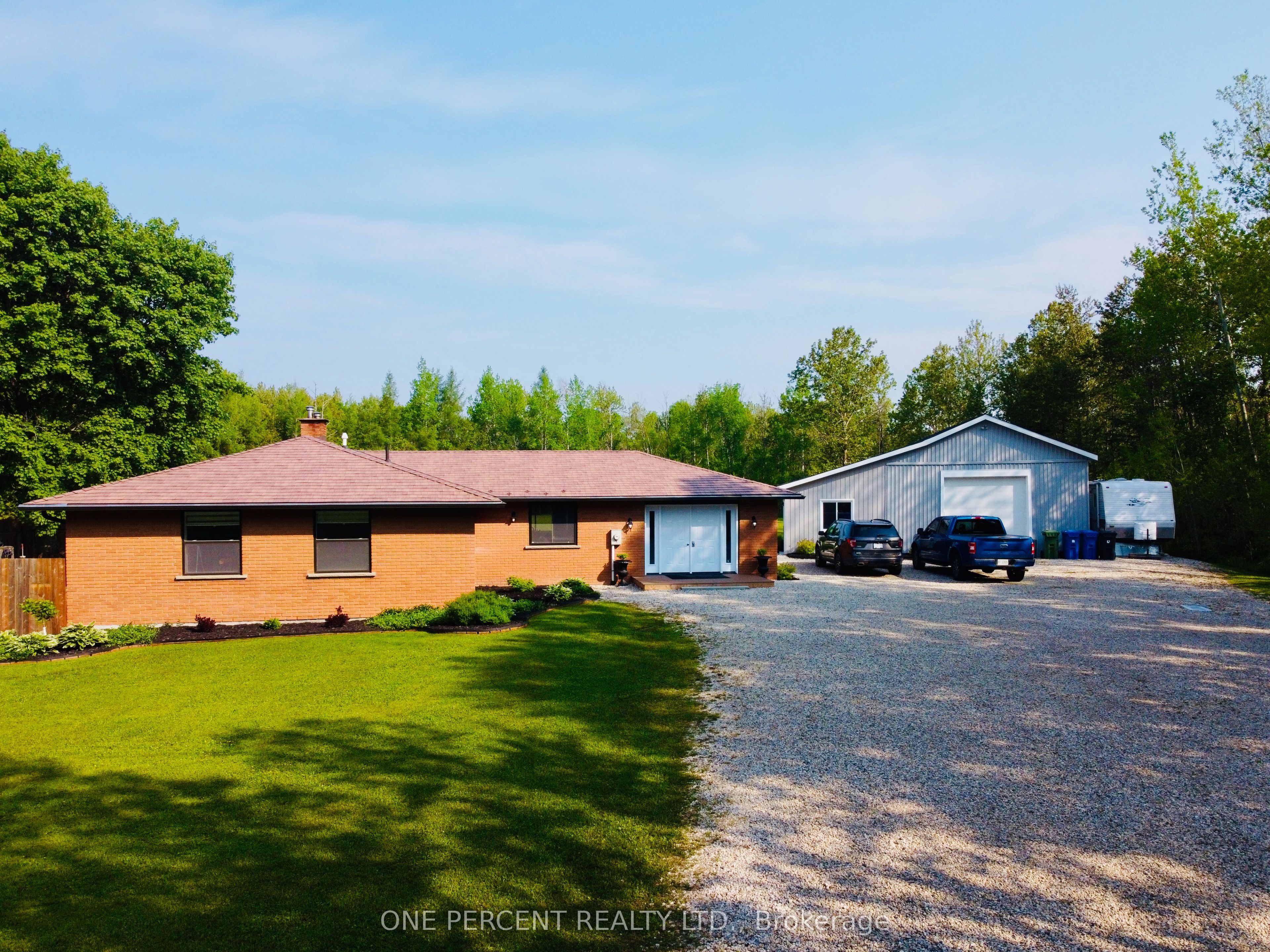 145269 Southgate Rd 14 Property Photo 1