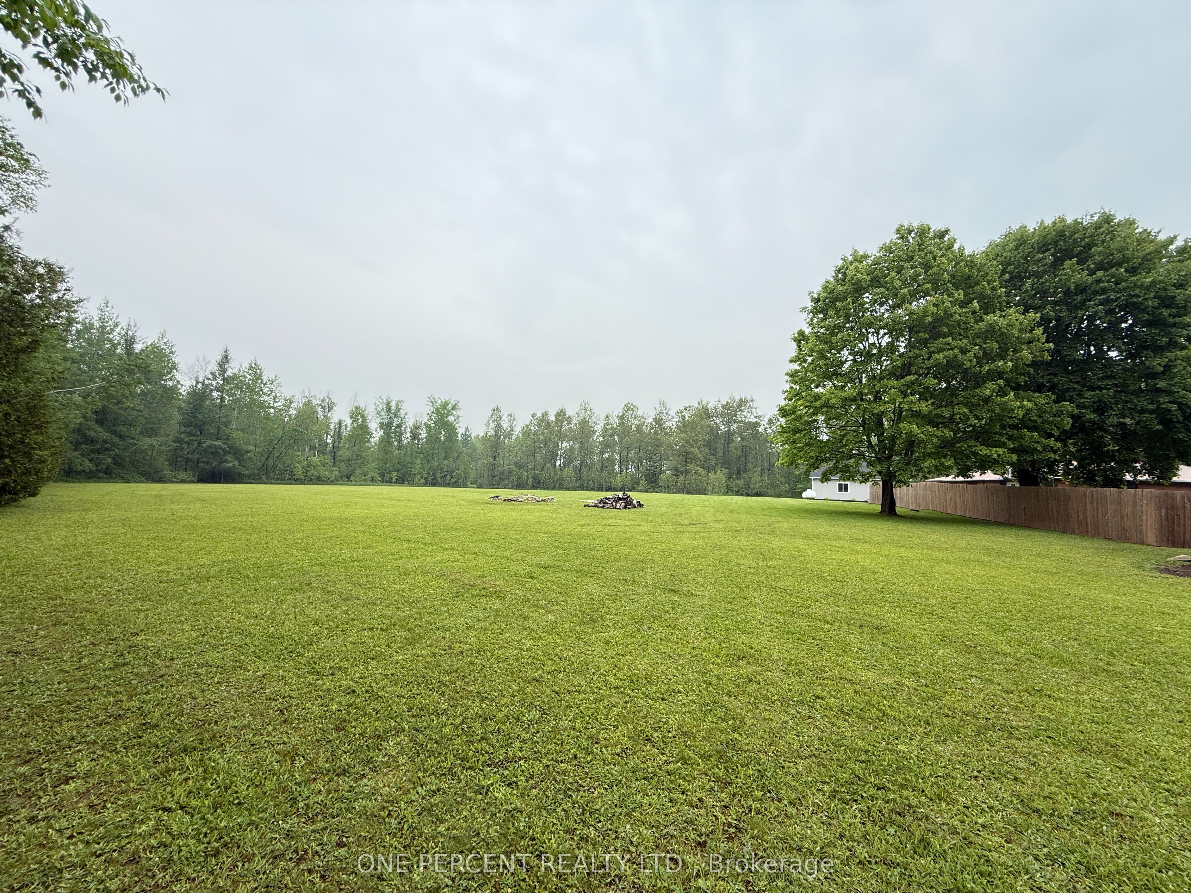 145269 Southgate Rd 14 Property Photo 8