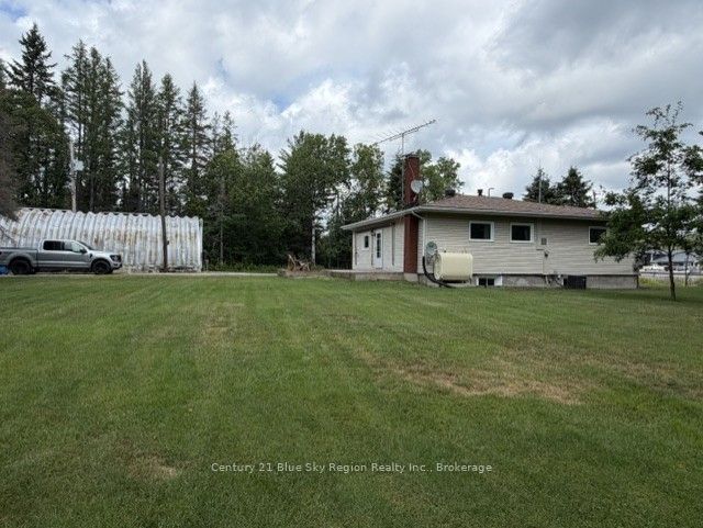 5377 Highway 11 N Property Photo 13