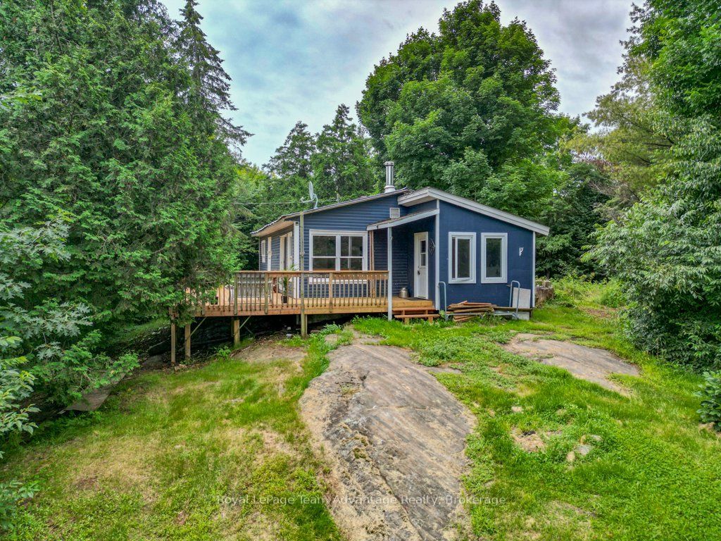 268 Loch Erne Road Property Photo 1