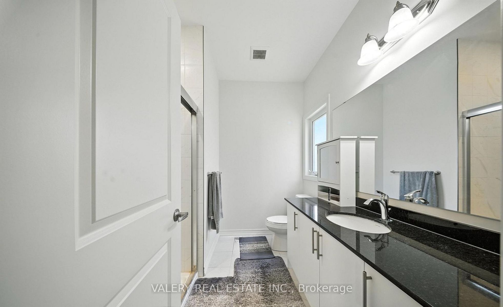 142 Ellen Street Property Photo 16