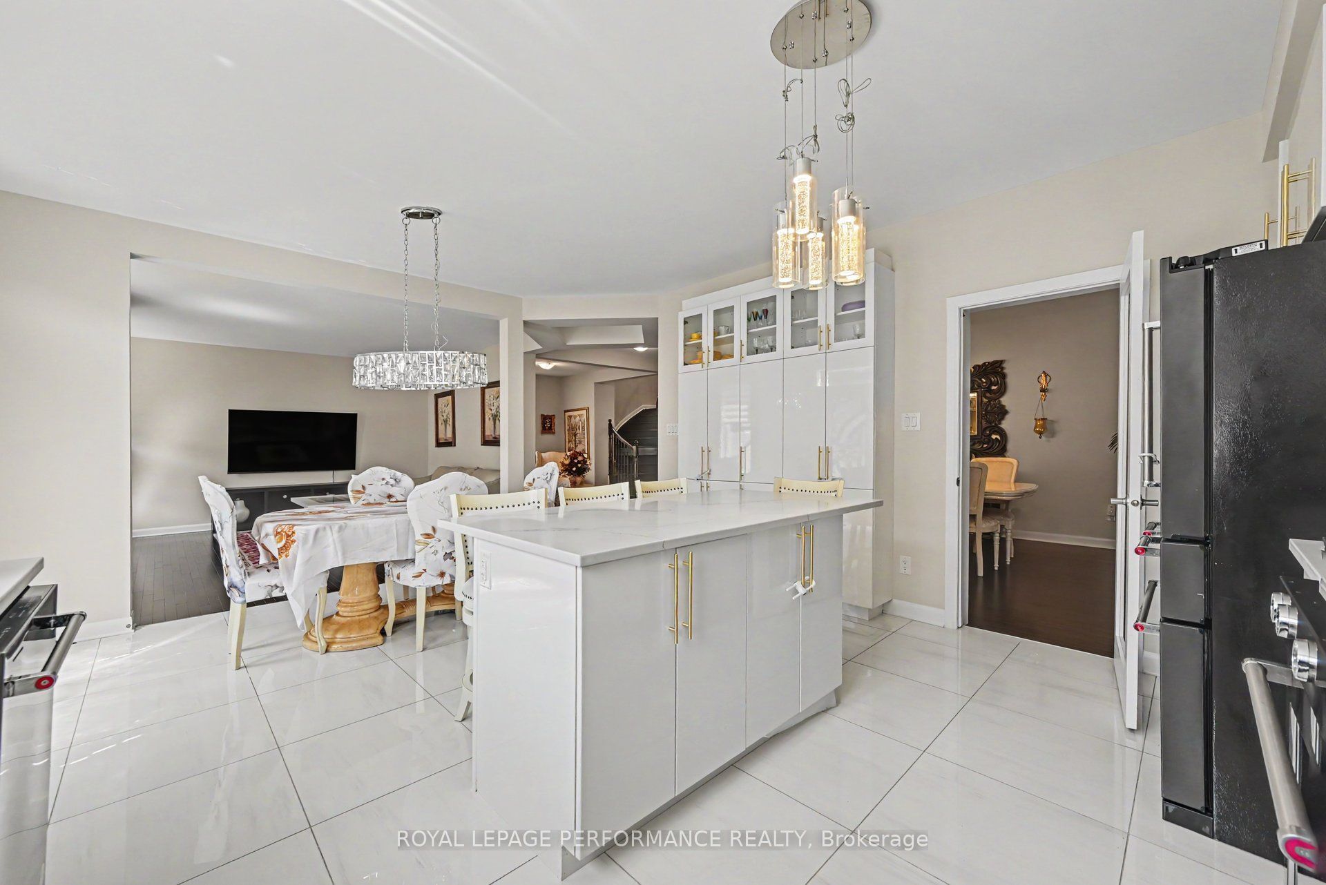 607 Jerome Jodoin Drive Property Photo 8