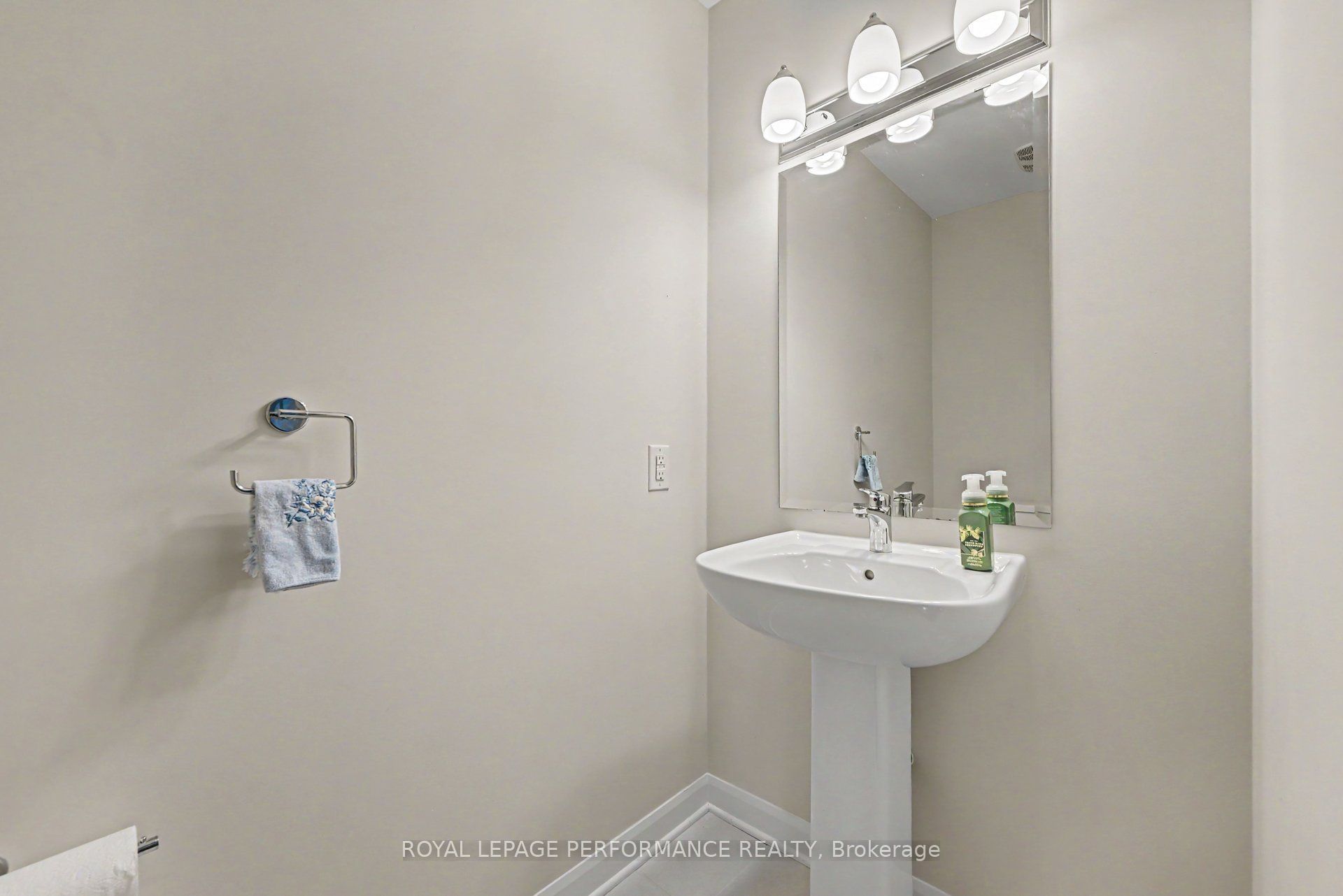607 Jerome Jodoin Drive Property Photo 16