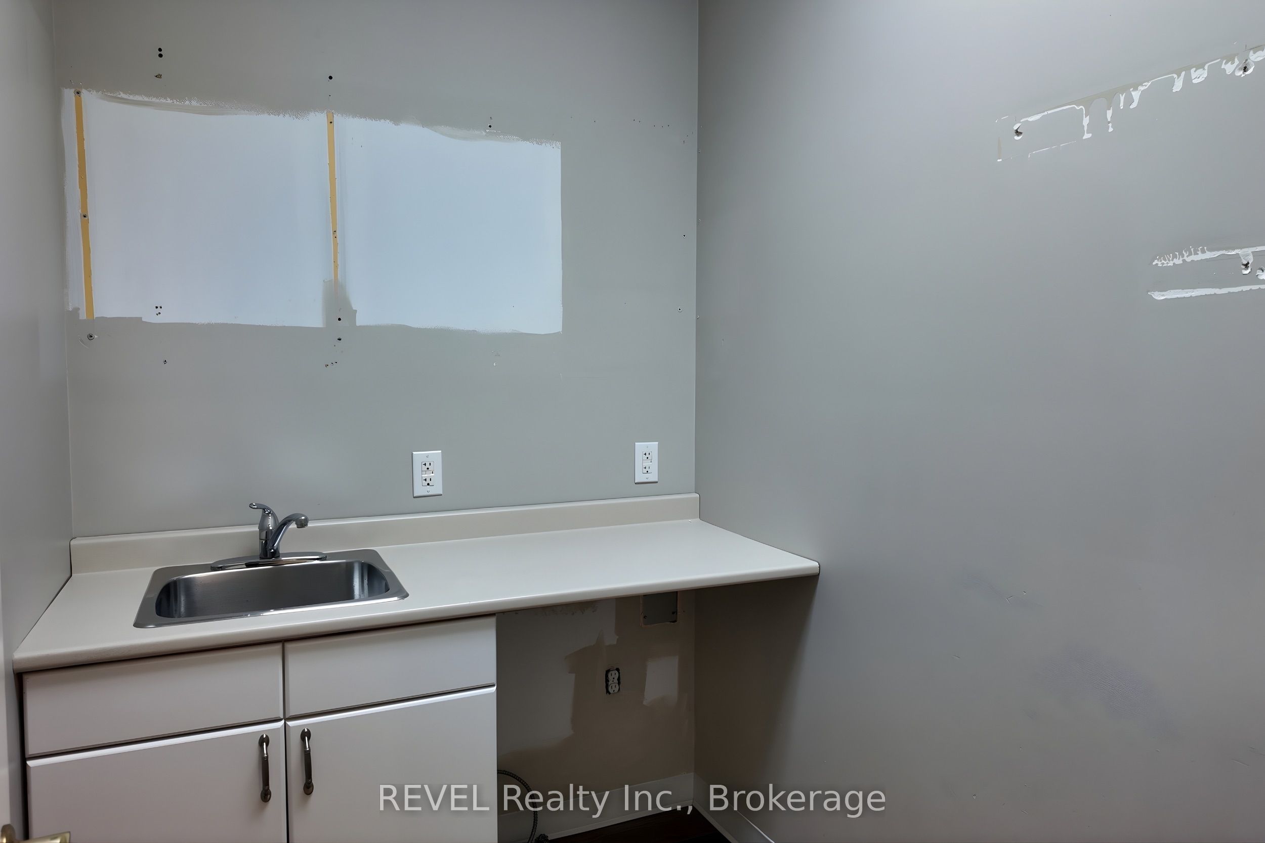 211 Martindale Road C2 Property Photo 6