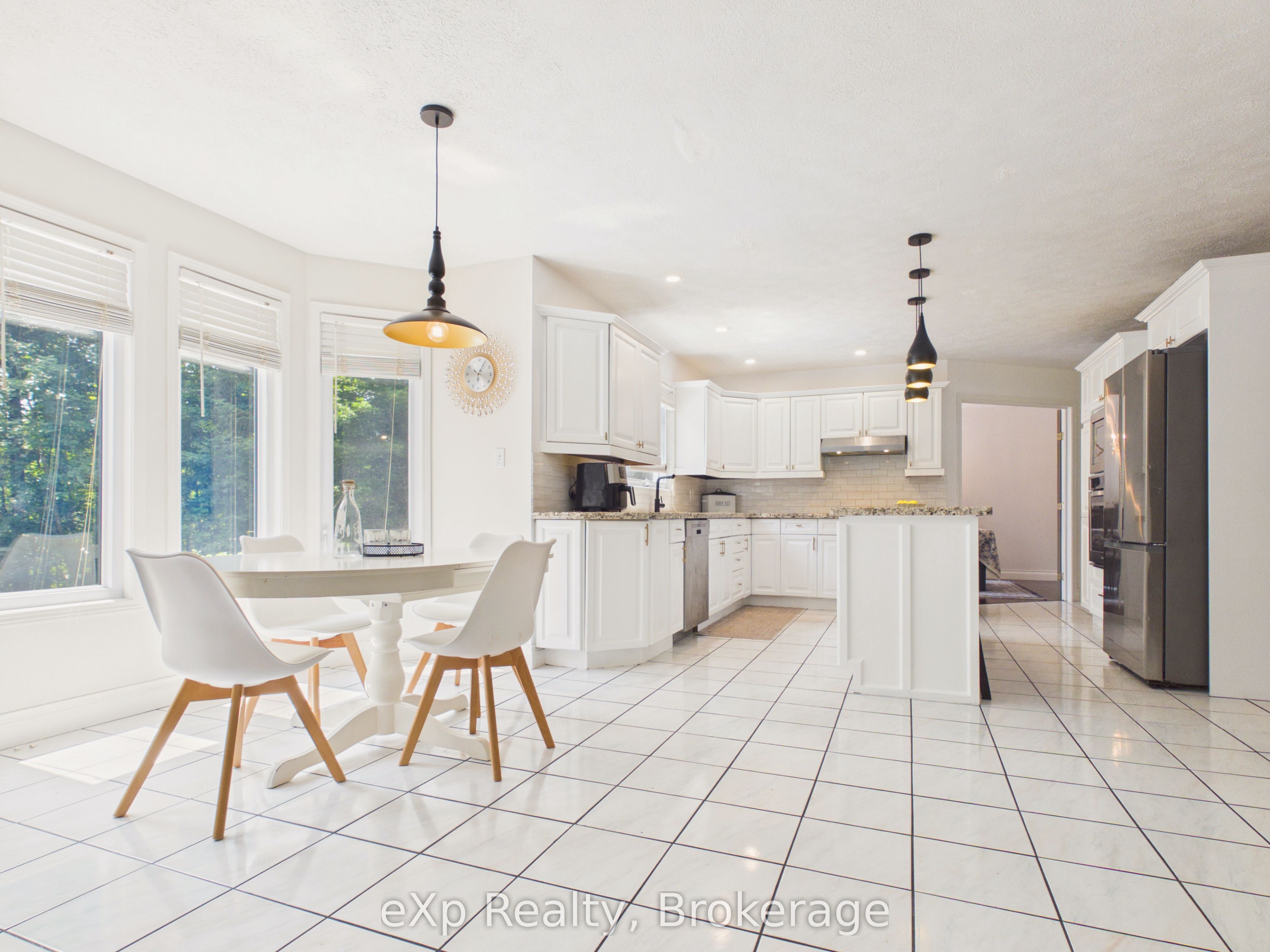 20 Highland Crescent Property Photo 10