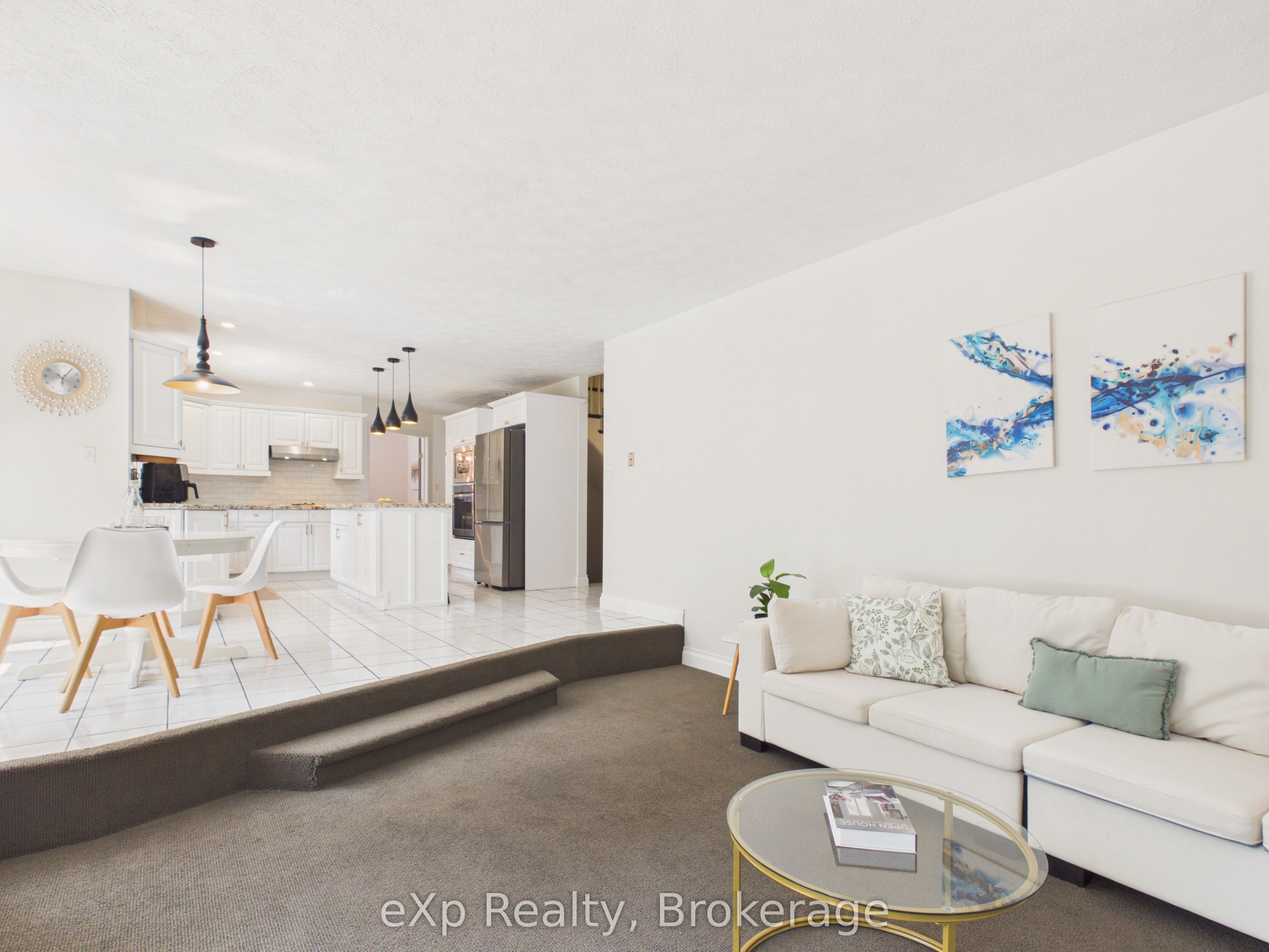 20 Highland Crescent Property Photo 13