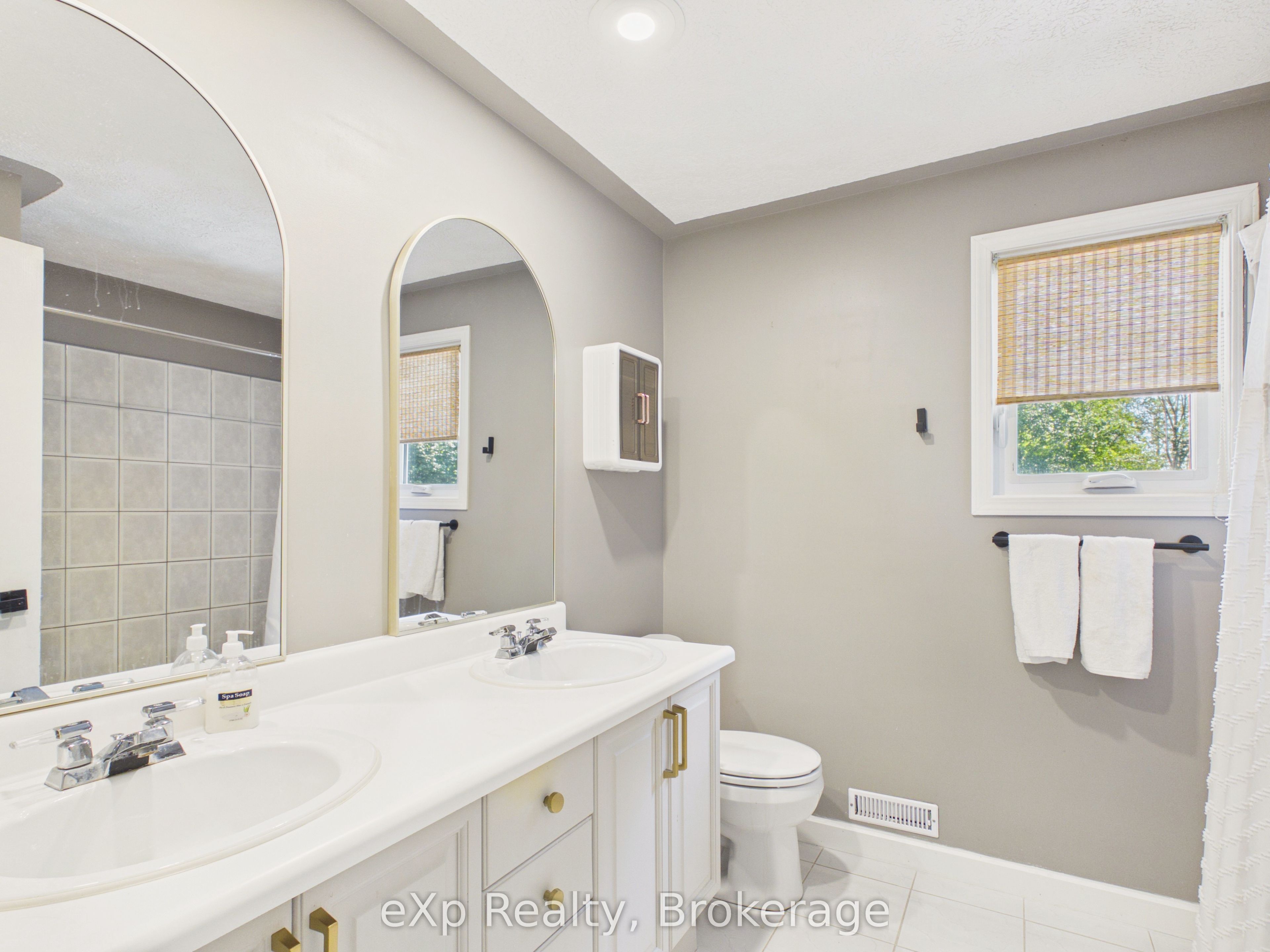 20 Highland Crescent Property Photo 25