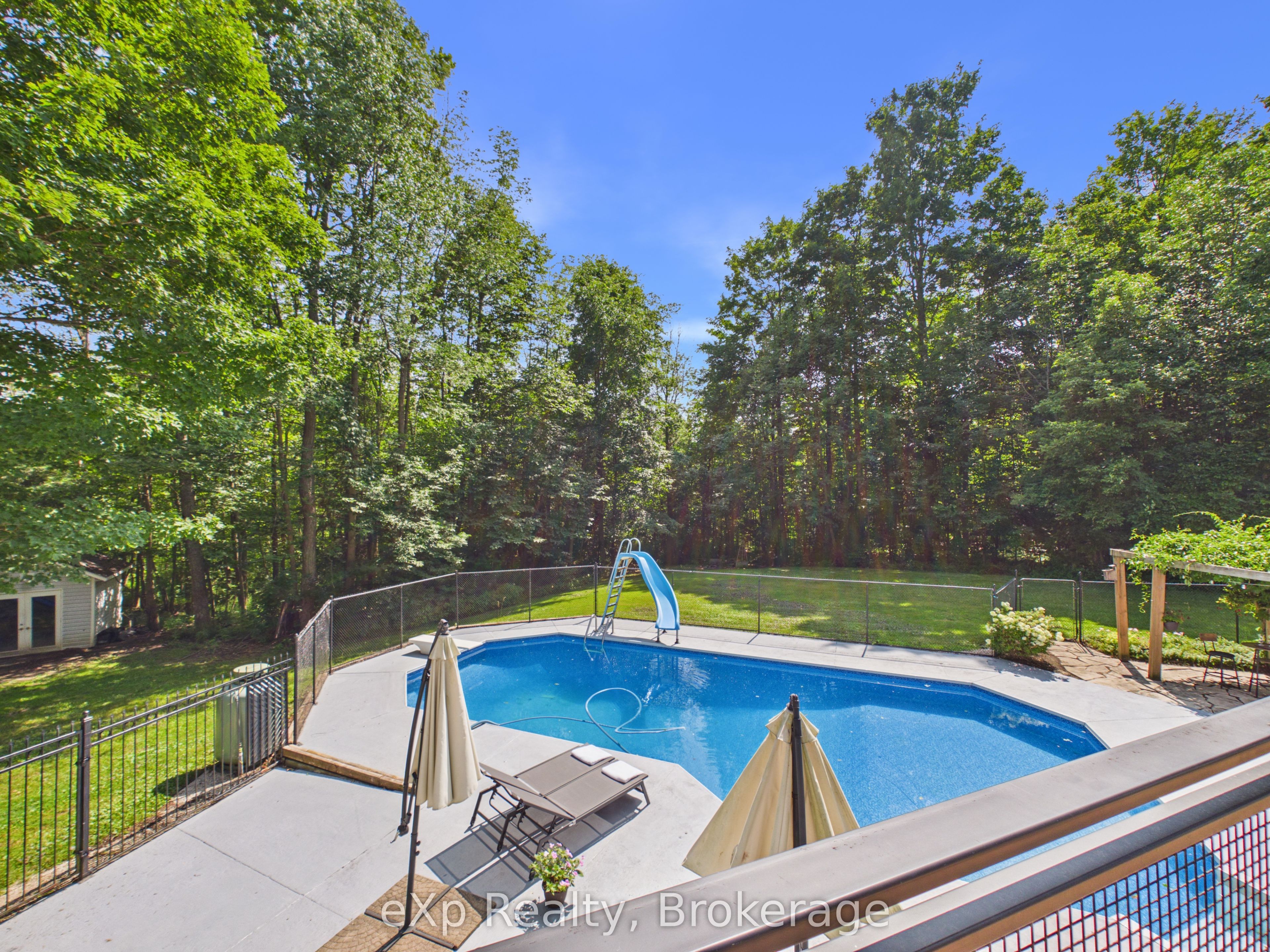20 Highland Crescent Property Photo 37