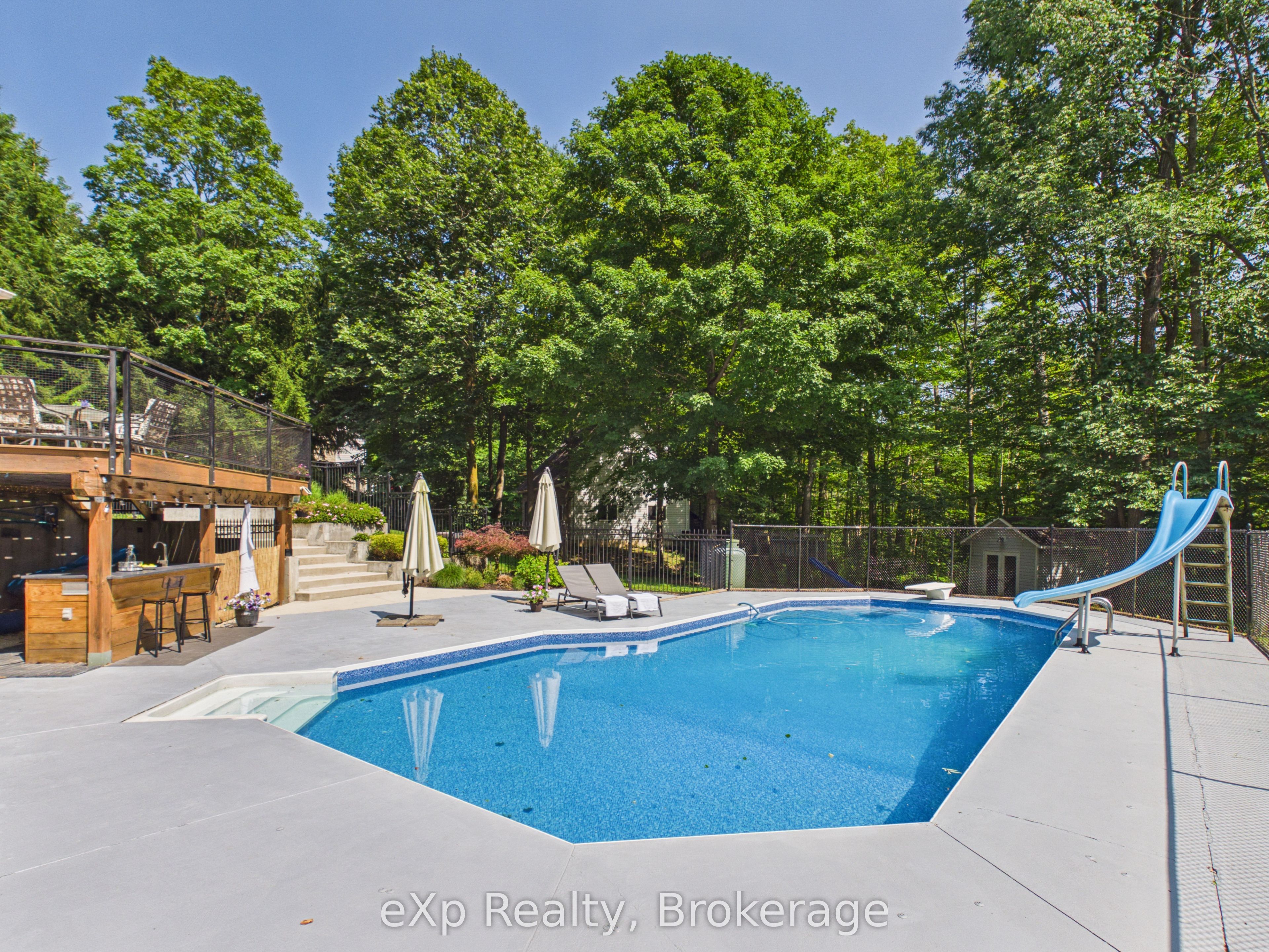 20 Highland Crescent Property Photo 42