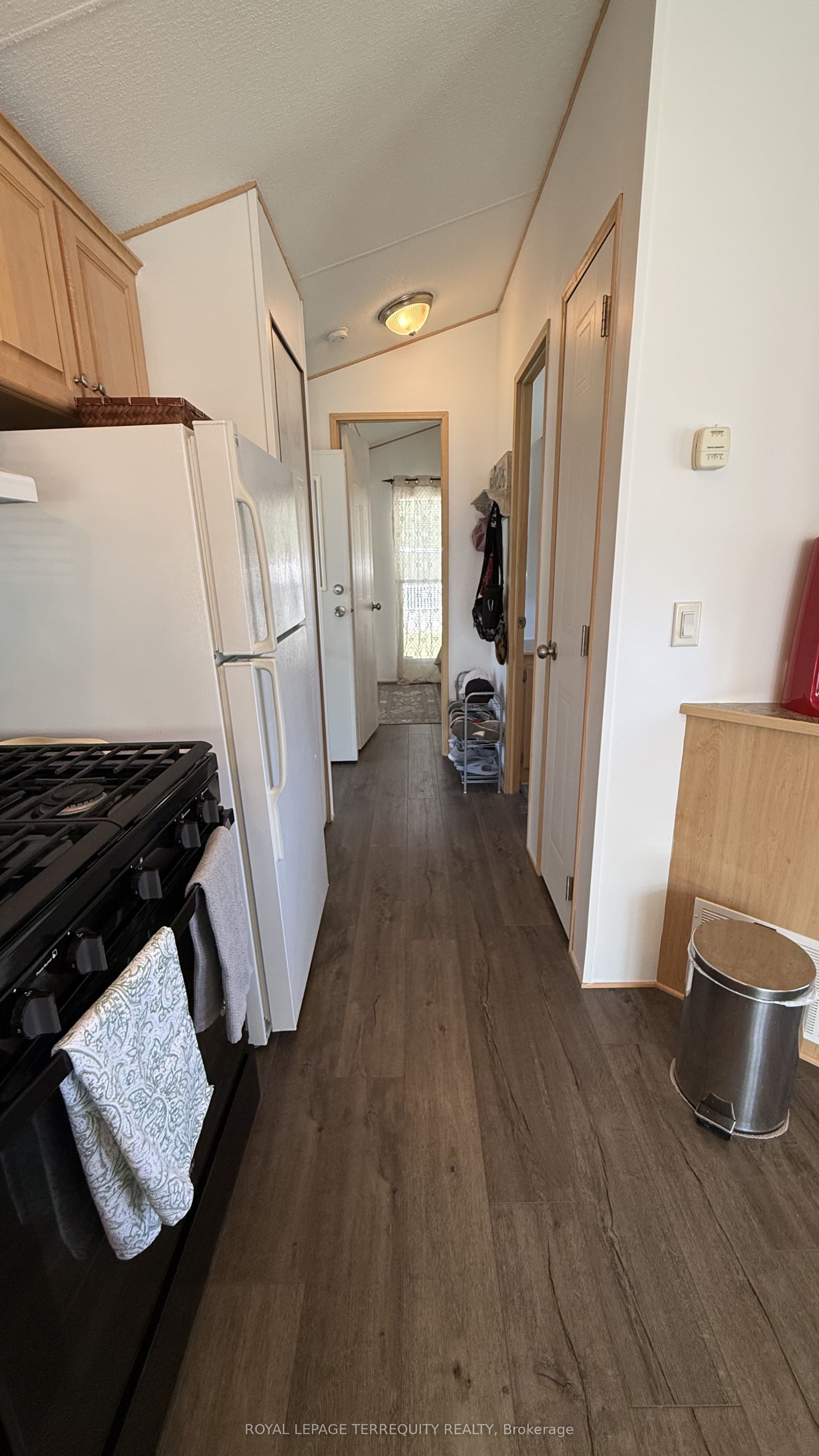 317 Rockview Property Photo 23