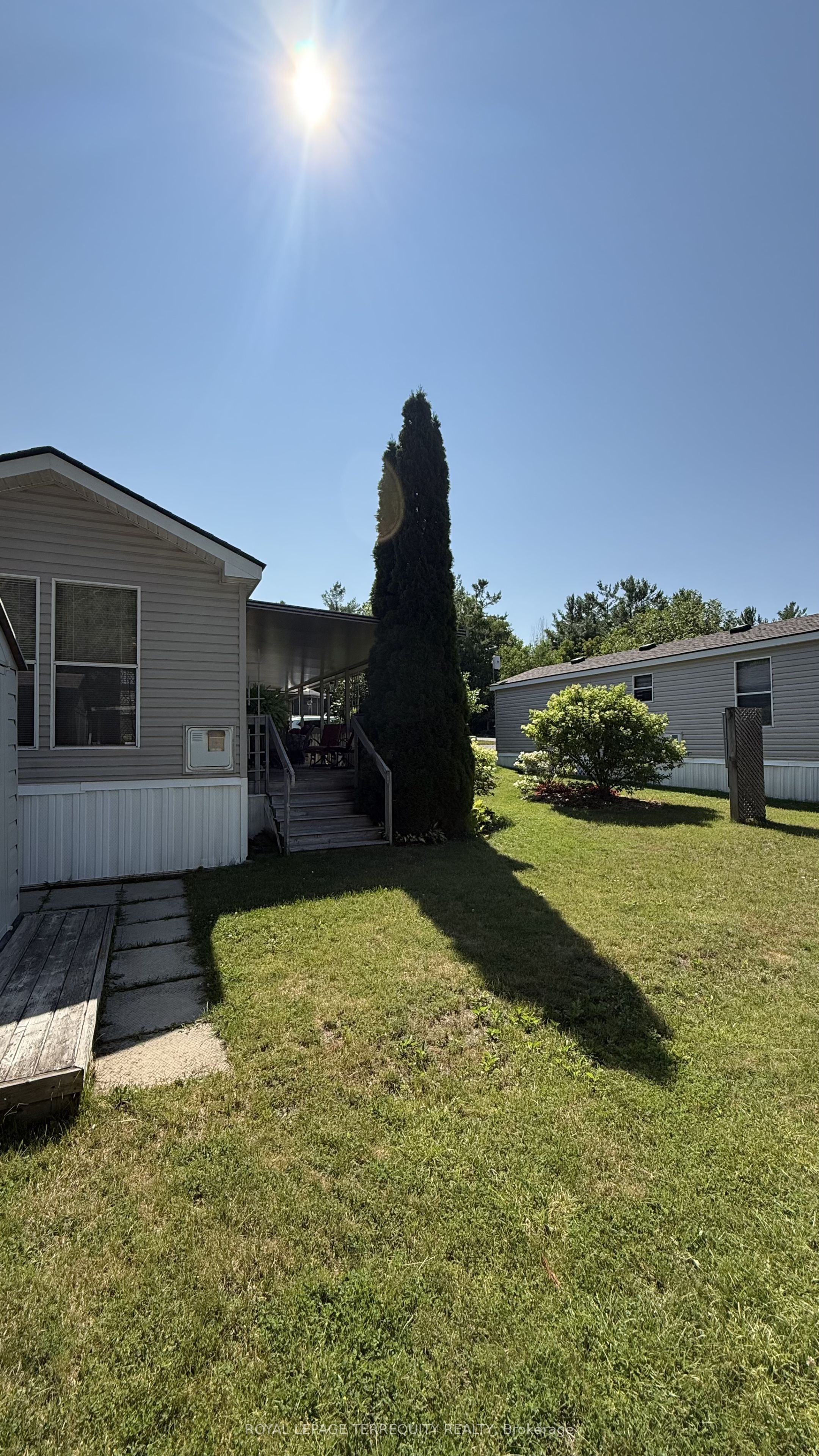 317 Rockview Property Photo 29