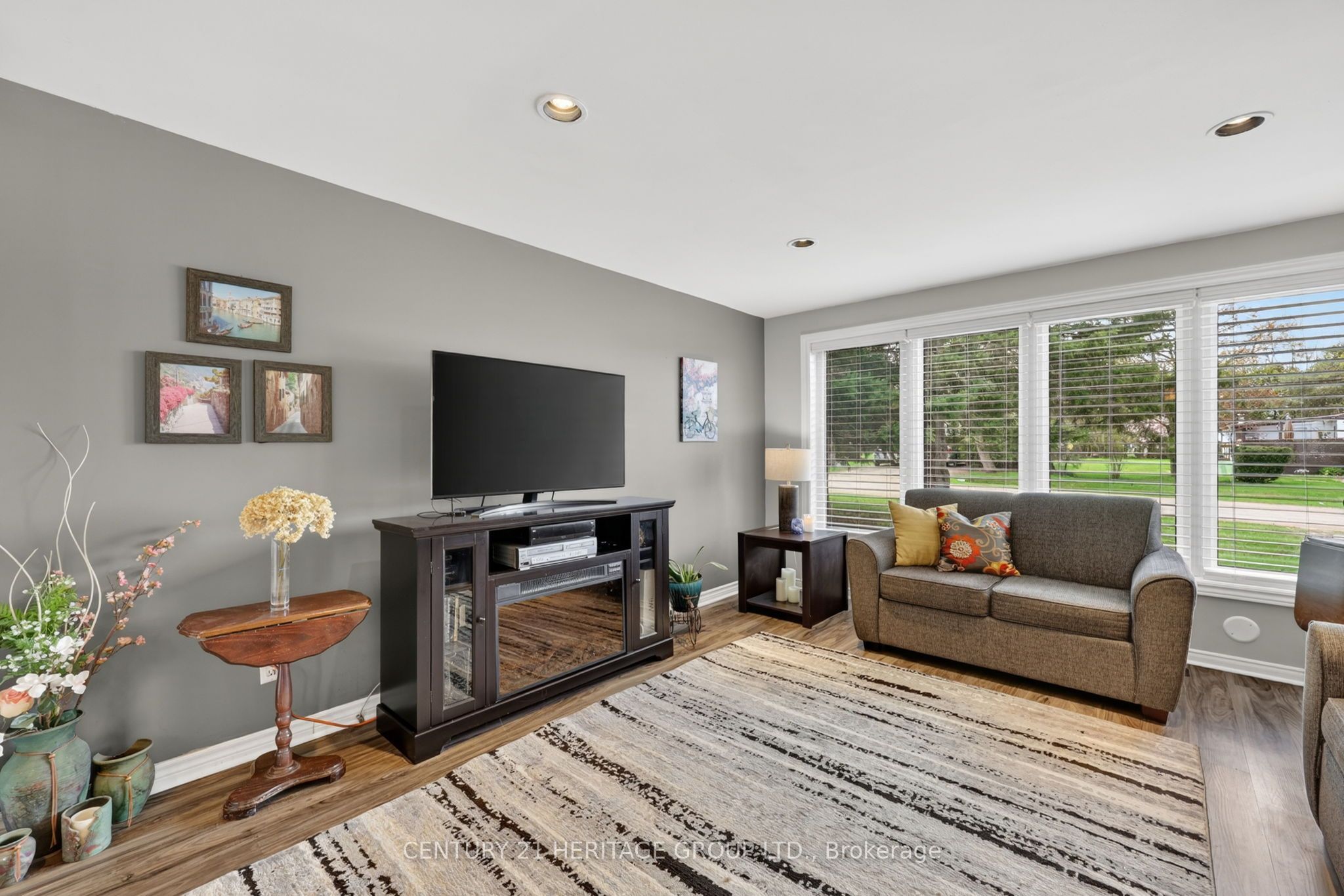 35 Fourth Avenue Property Photo 17