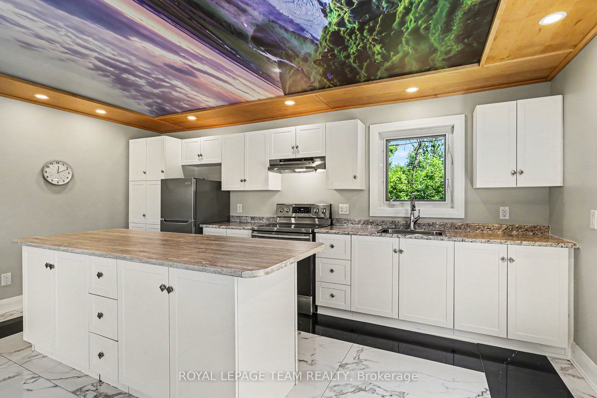 5066k Lorne Bridge Road Property Photo 9
