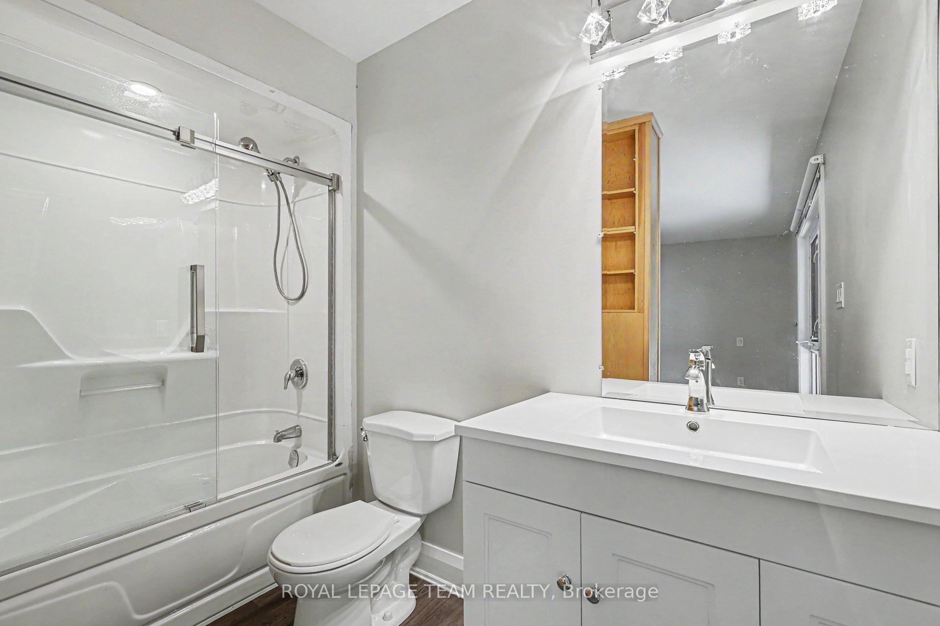5066k Lorne Bridge Road Property Photo 15