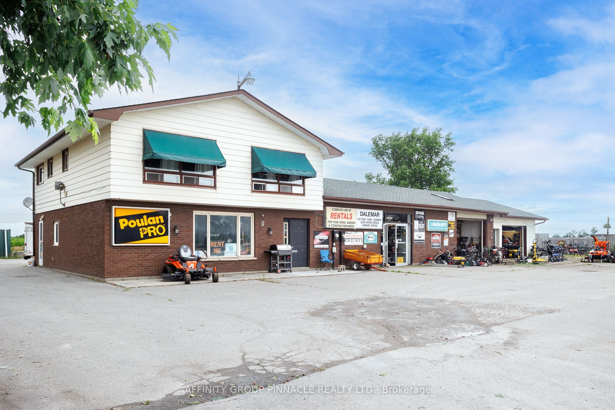 1187 On-7 Highway Property Photo 1