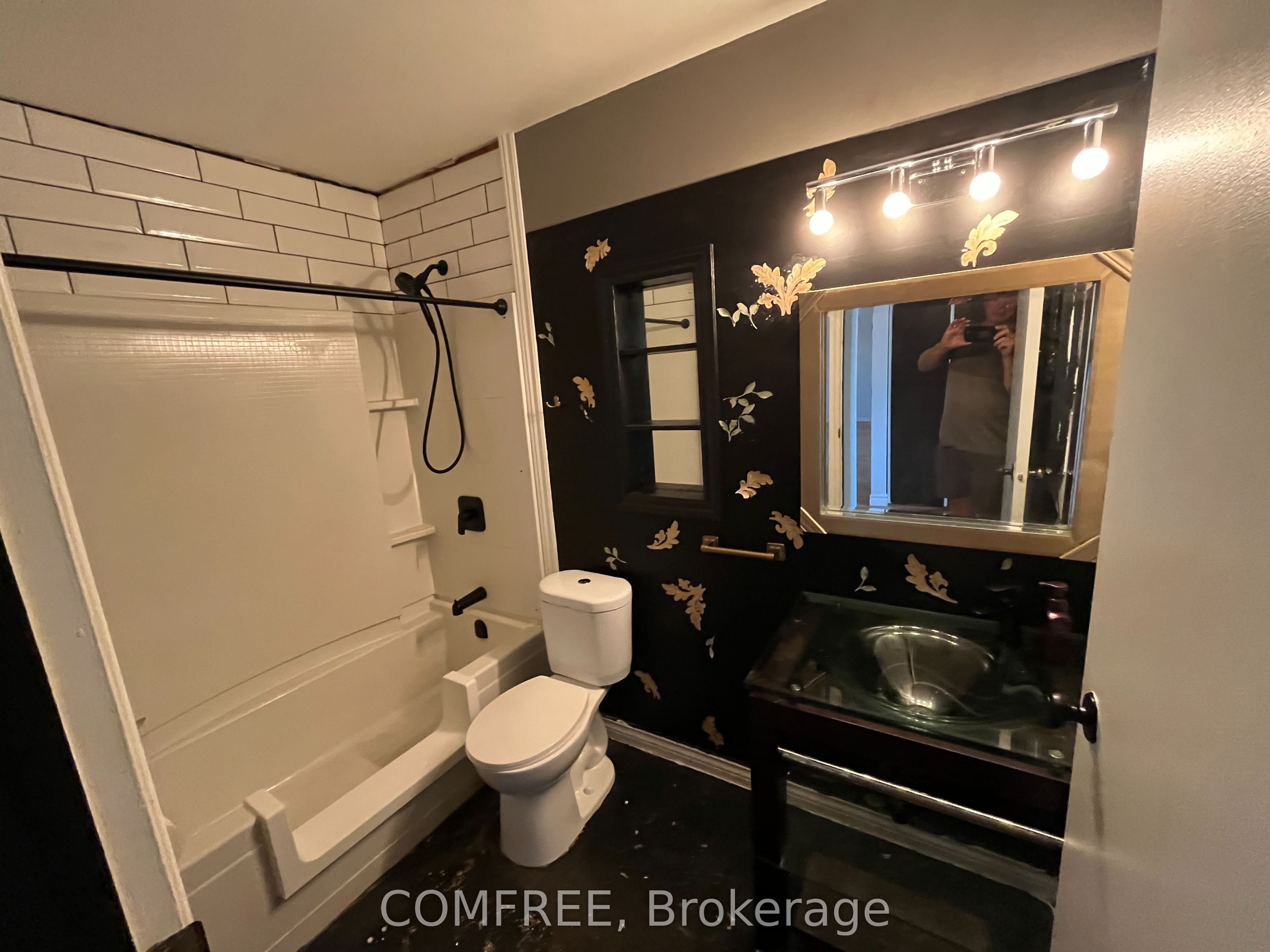 136 Conway Drive 41 Property Photo 14