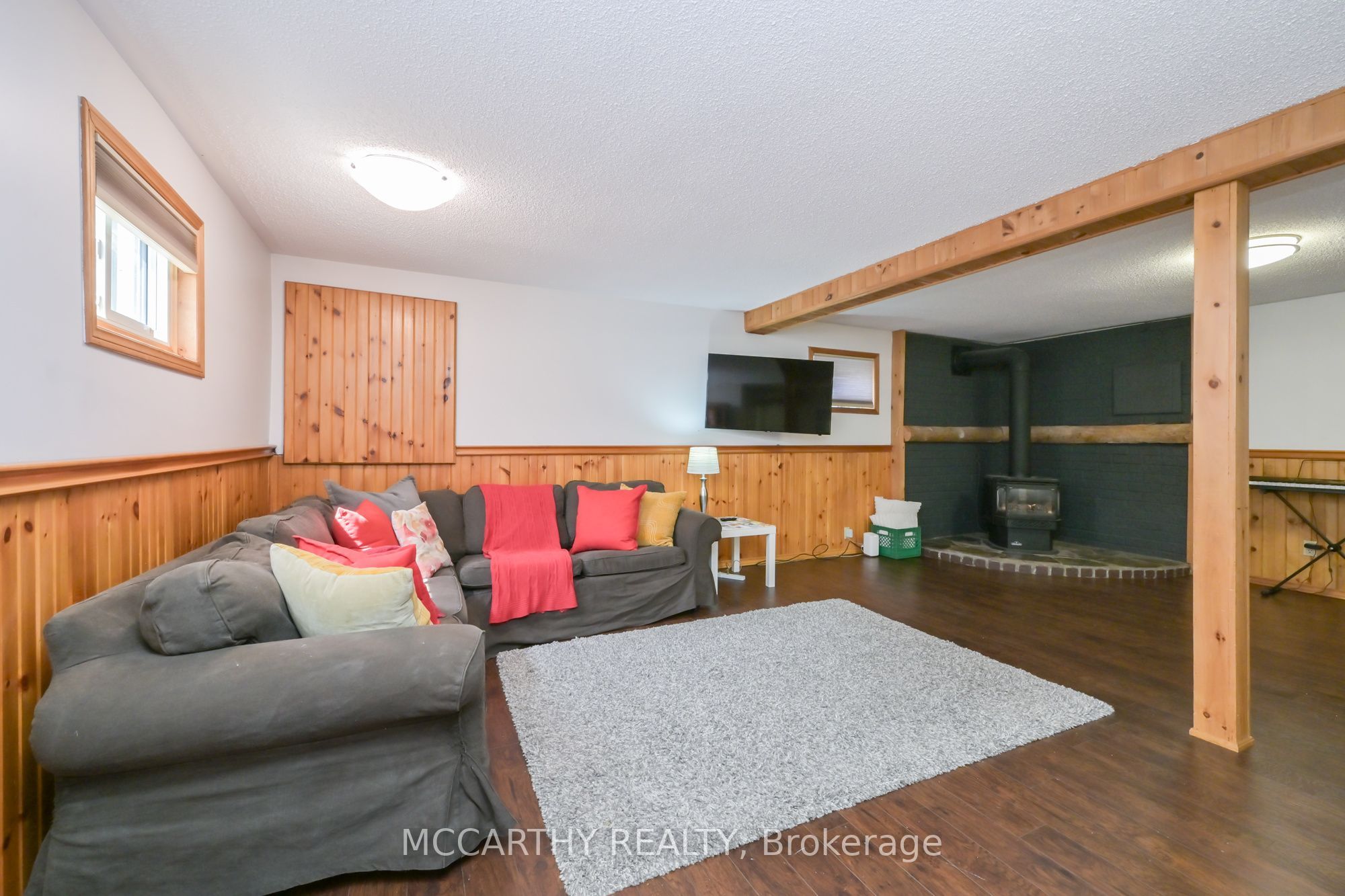 358 Jelly Street S Property Photo 24