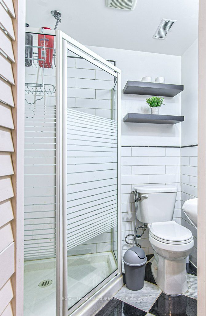 16 Westvillage Drive Property Photo 27
