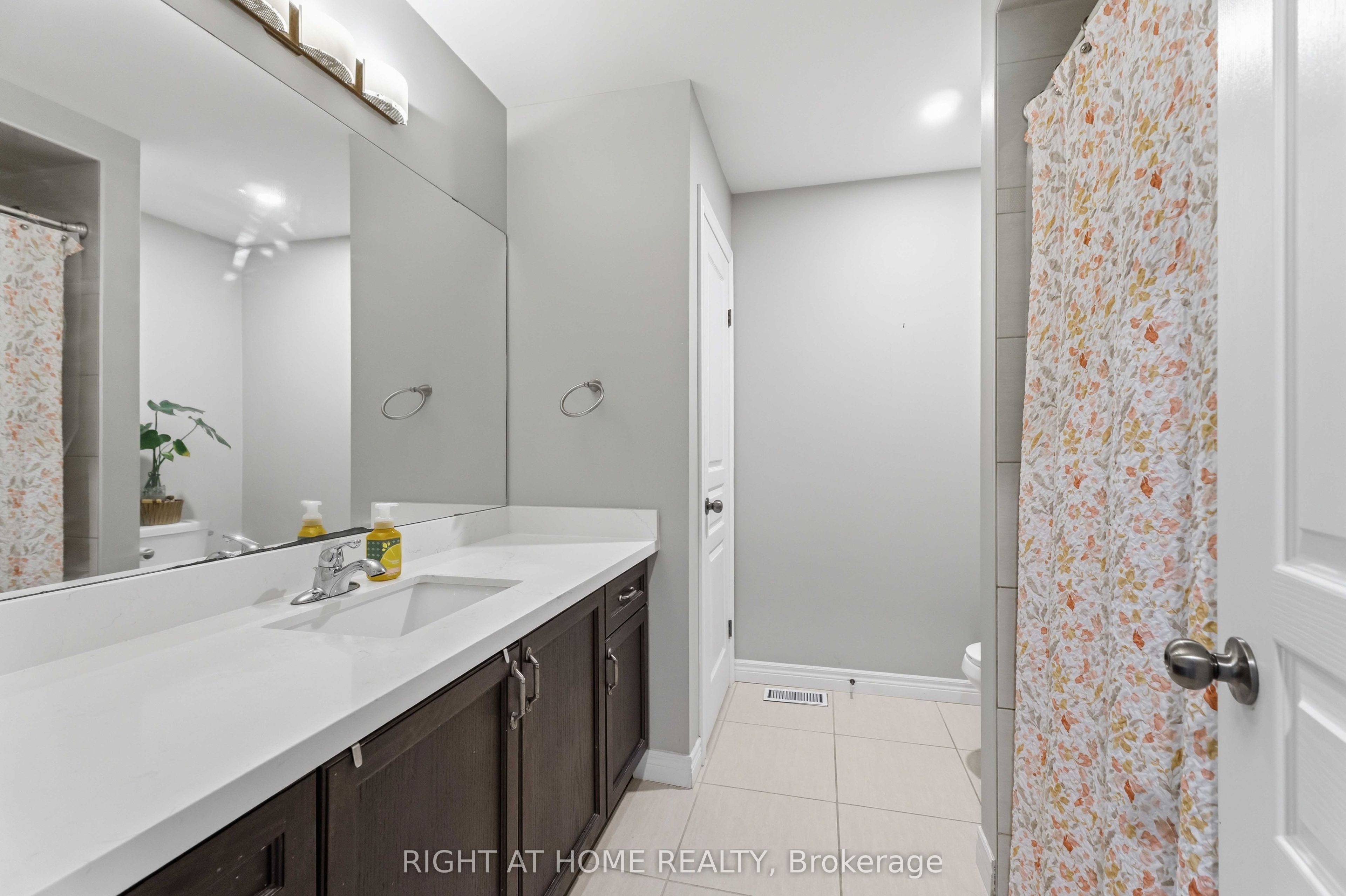 212 Chartwell Circle Property Photo 21