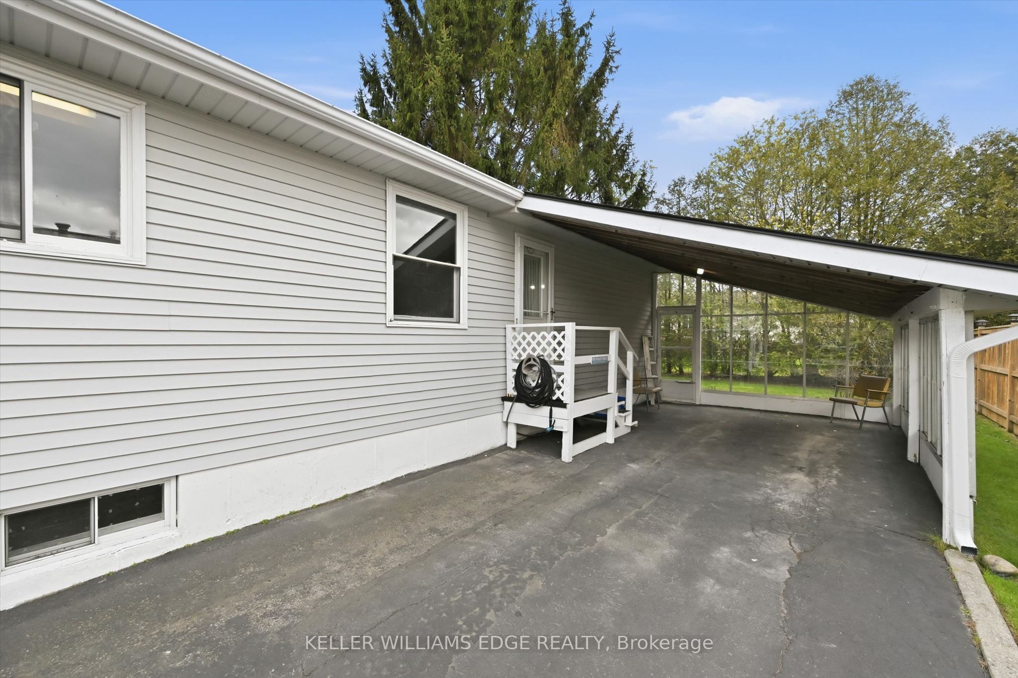 17 Richardson Drive Property Photo 32