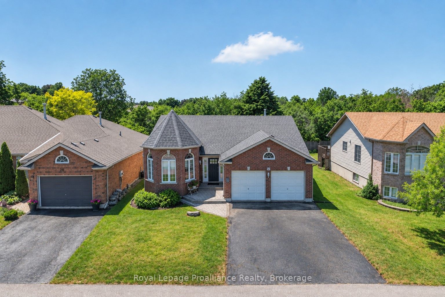30 Heartwood Drive Property Photo 1