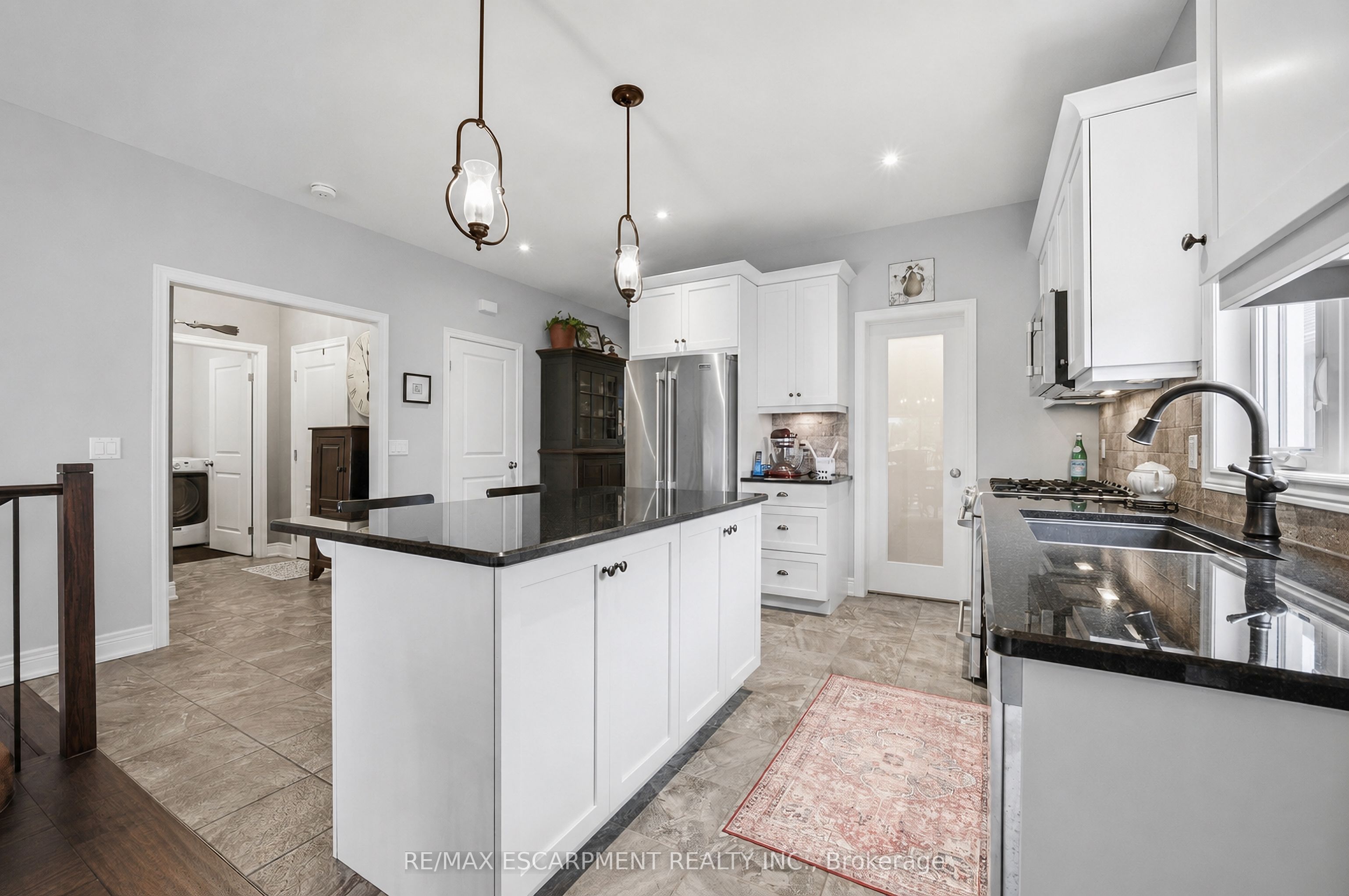 33 Pierpoint Drive Property Photo 15