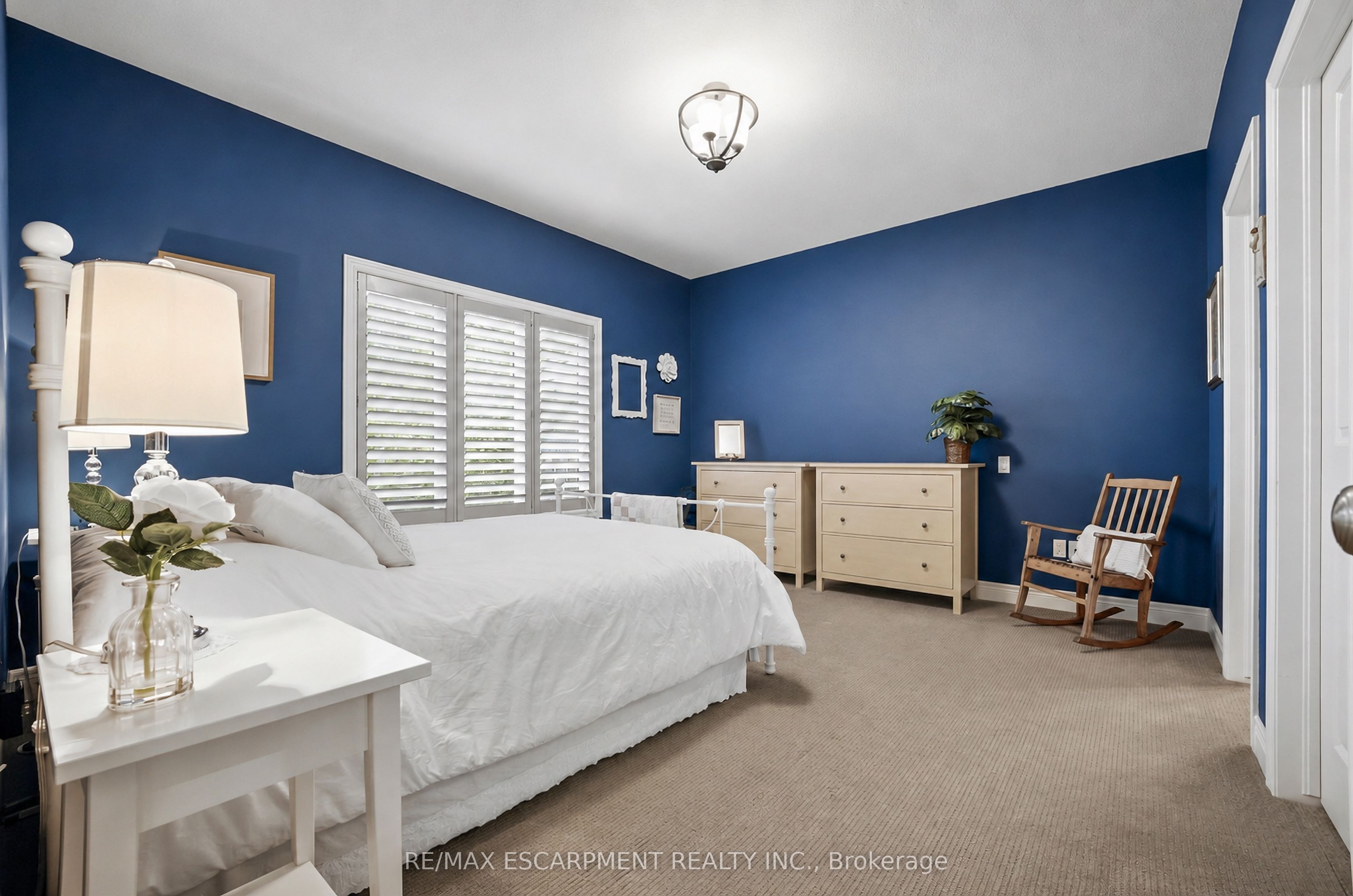33 Pierpoint Drive Property Photo 21
