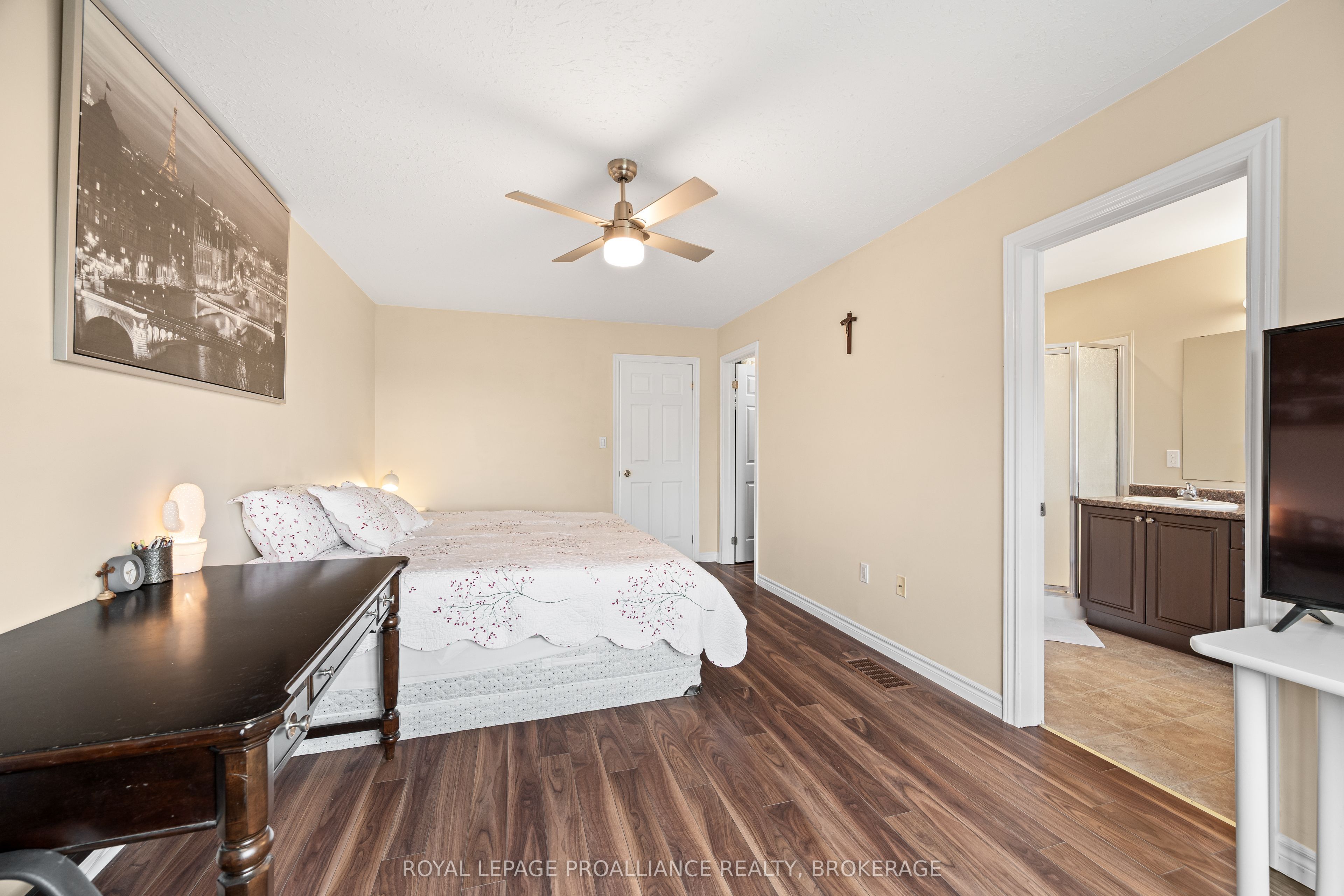 901 Ascot Lane Property Photo 18