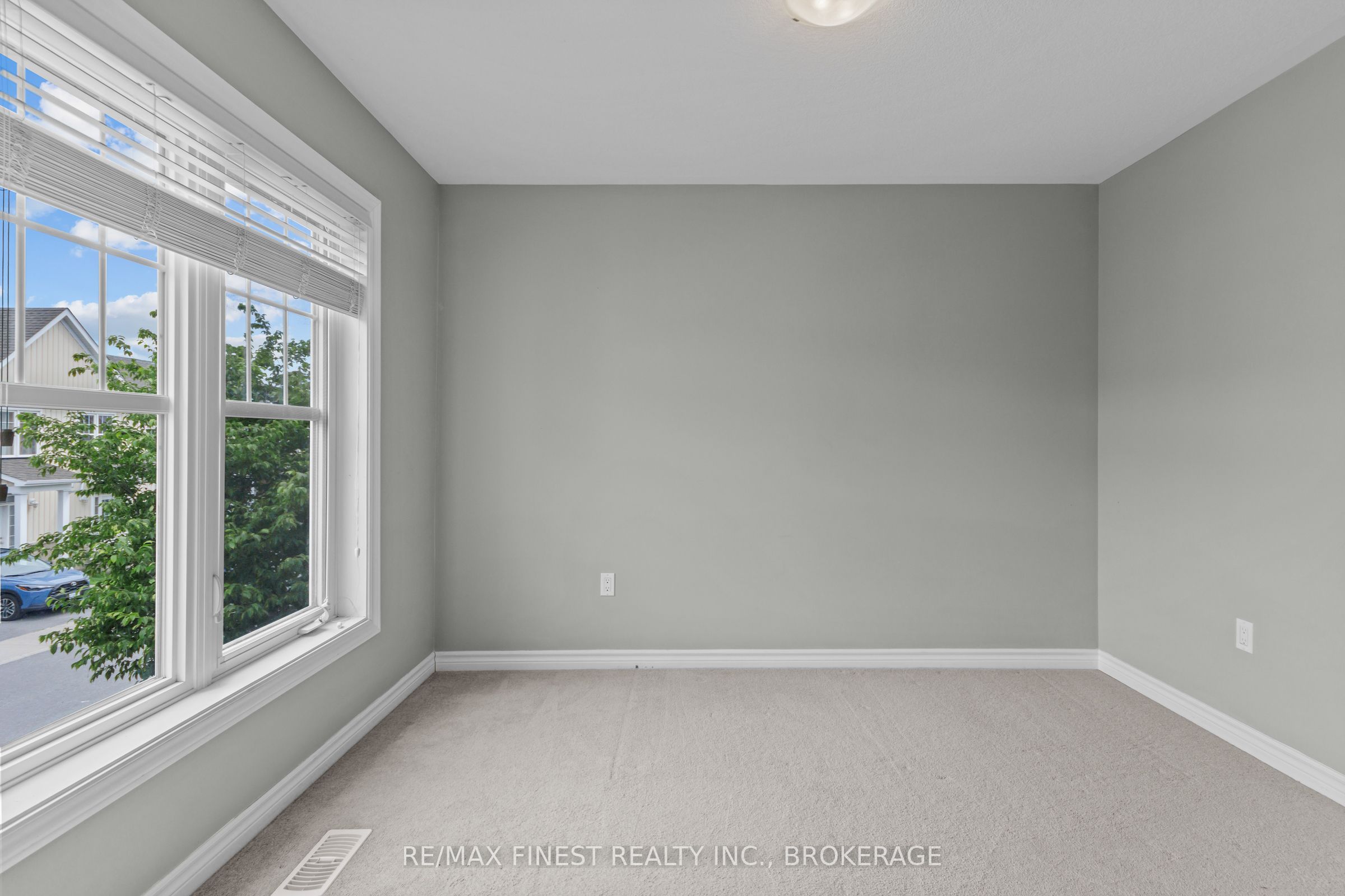 893 Ascot Lane Property Photo 24