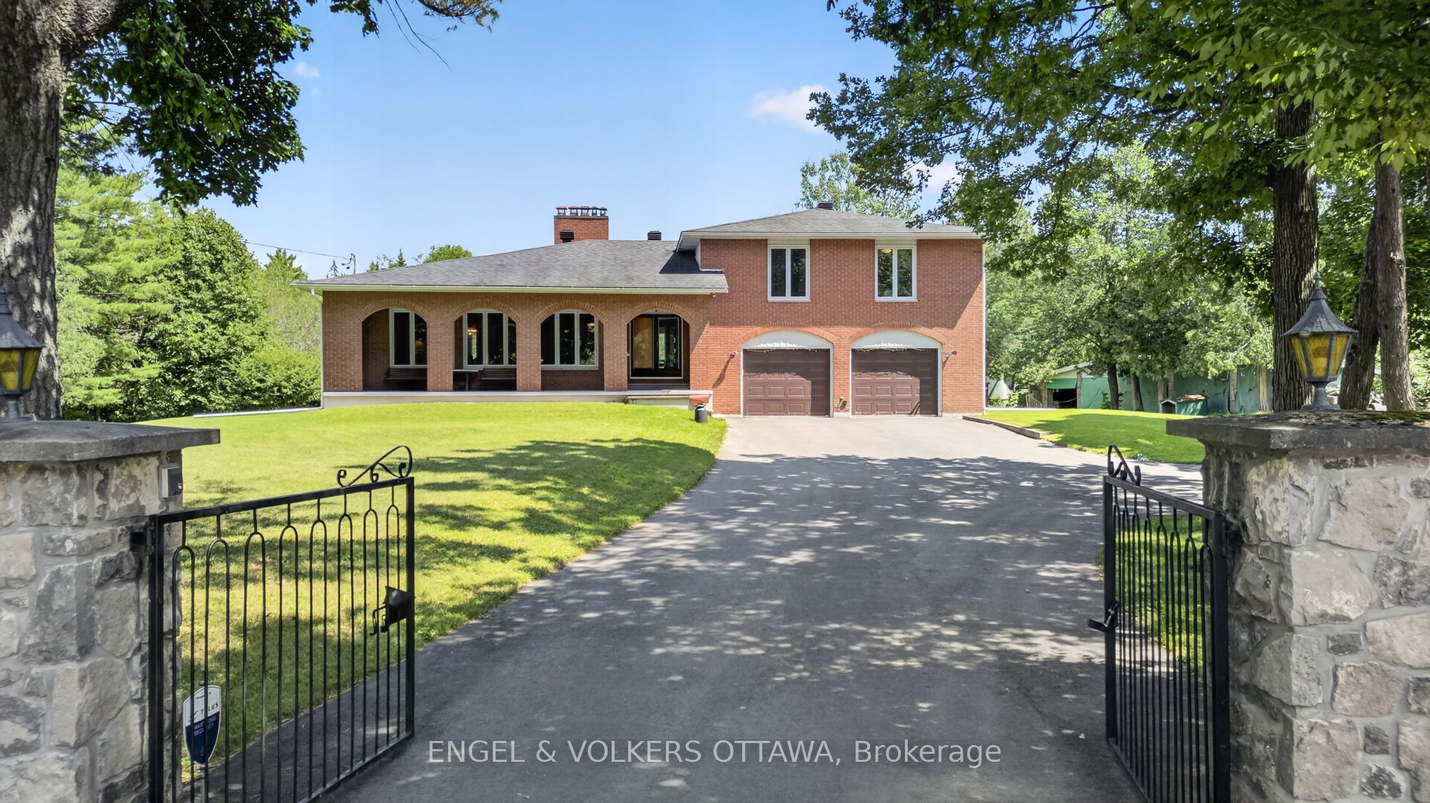 760 Kerwin Road Property Photo 1