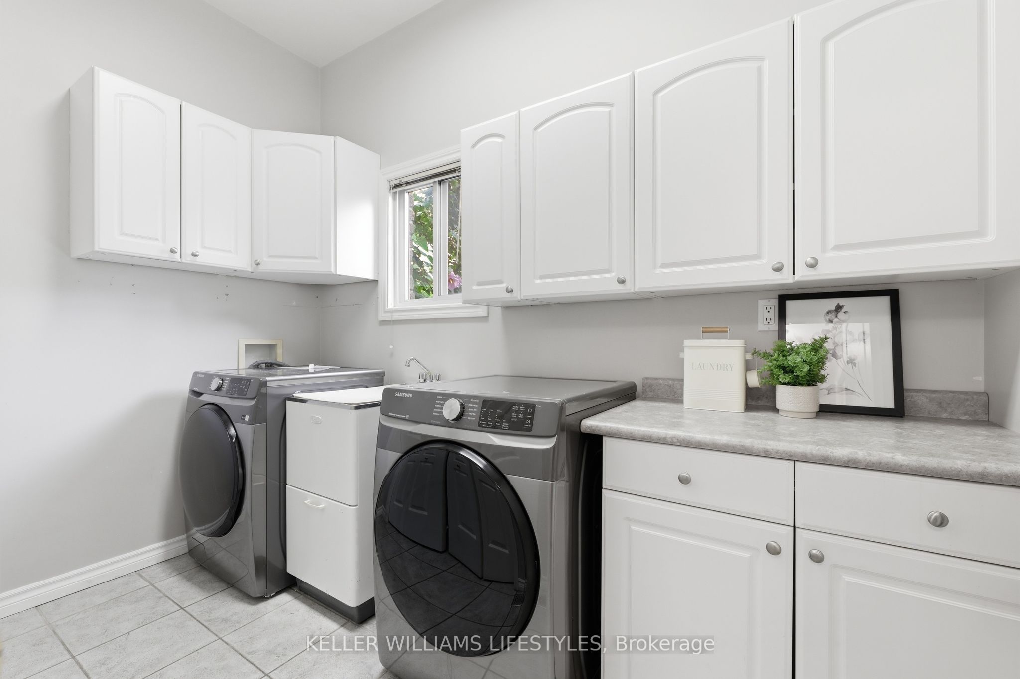 1744 Milestone Road Property Photo 6