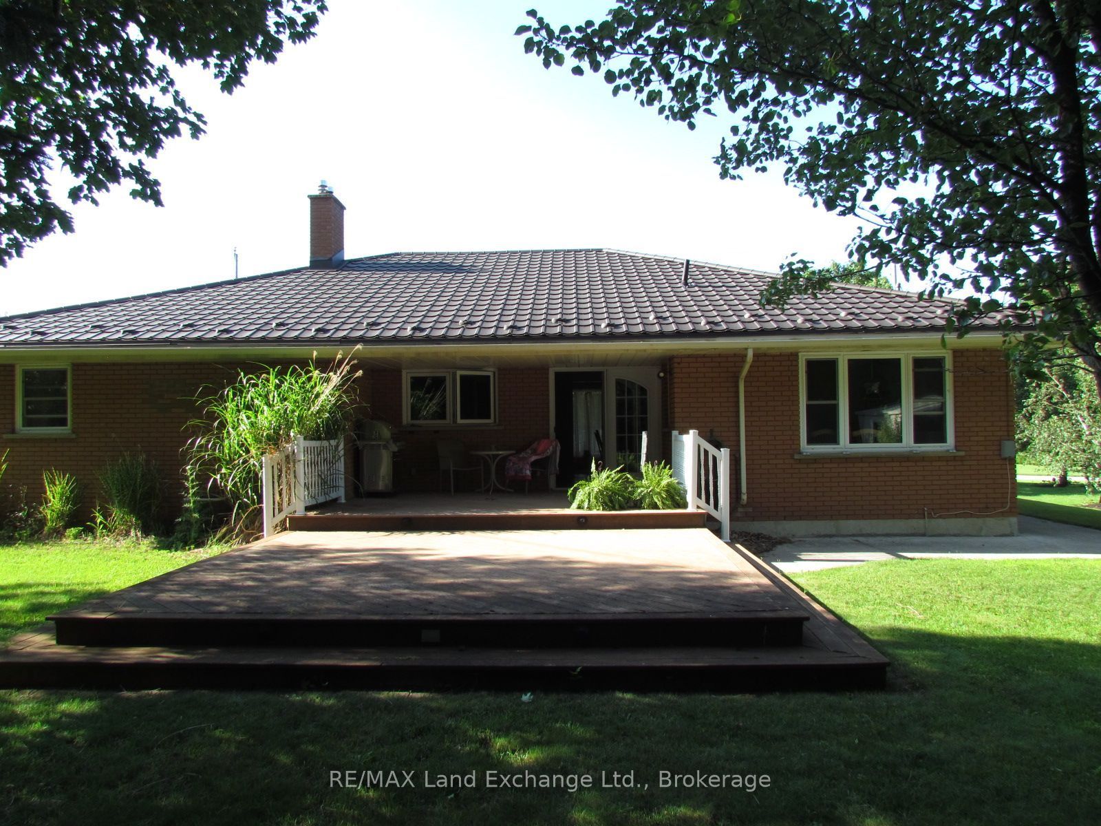 115 Brown's Lane Property Photo 4