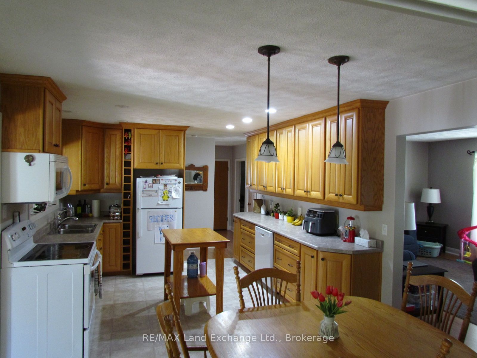 115 Brown's Lane Property Photo 8
