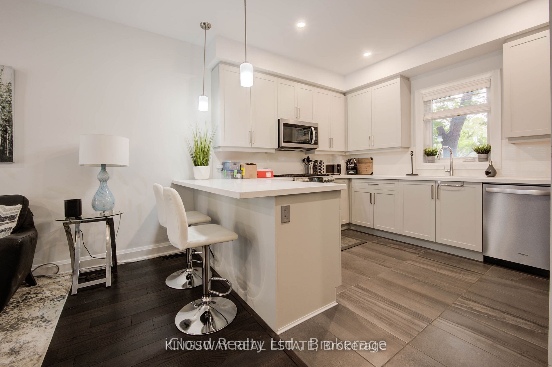 33 Jarvis Street Property Photo 19