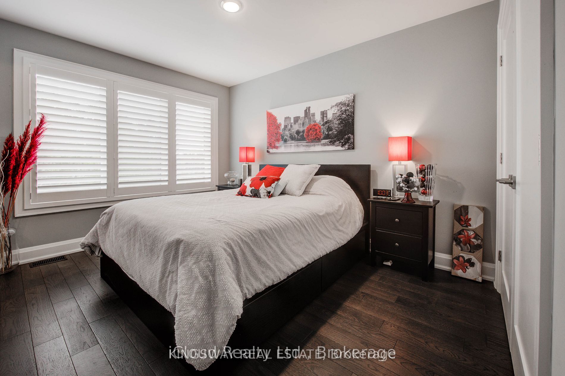33 Jarvis Street Property Photo 34