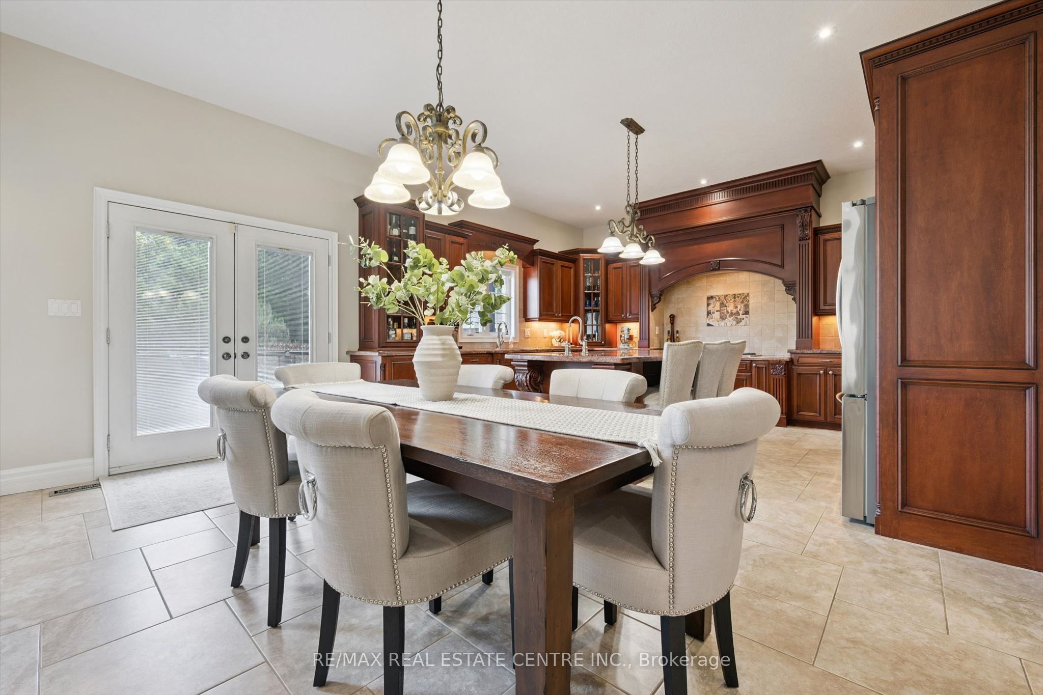 332 Scenic Drive Property Photo 10
