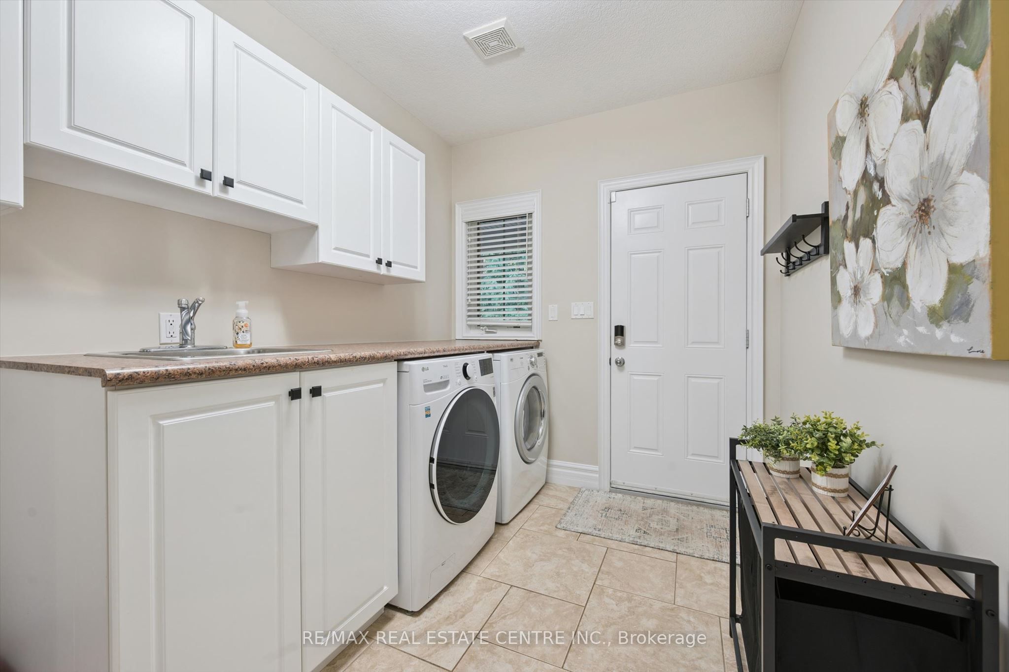 332 Scenic Drive Property Photo 19