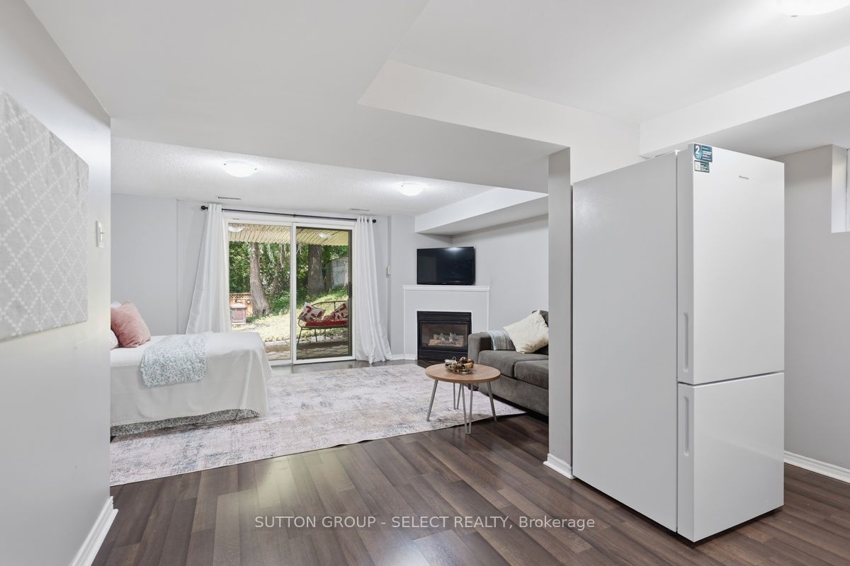 46 Cliftonvale Avenue Property Photo 33