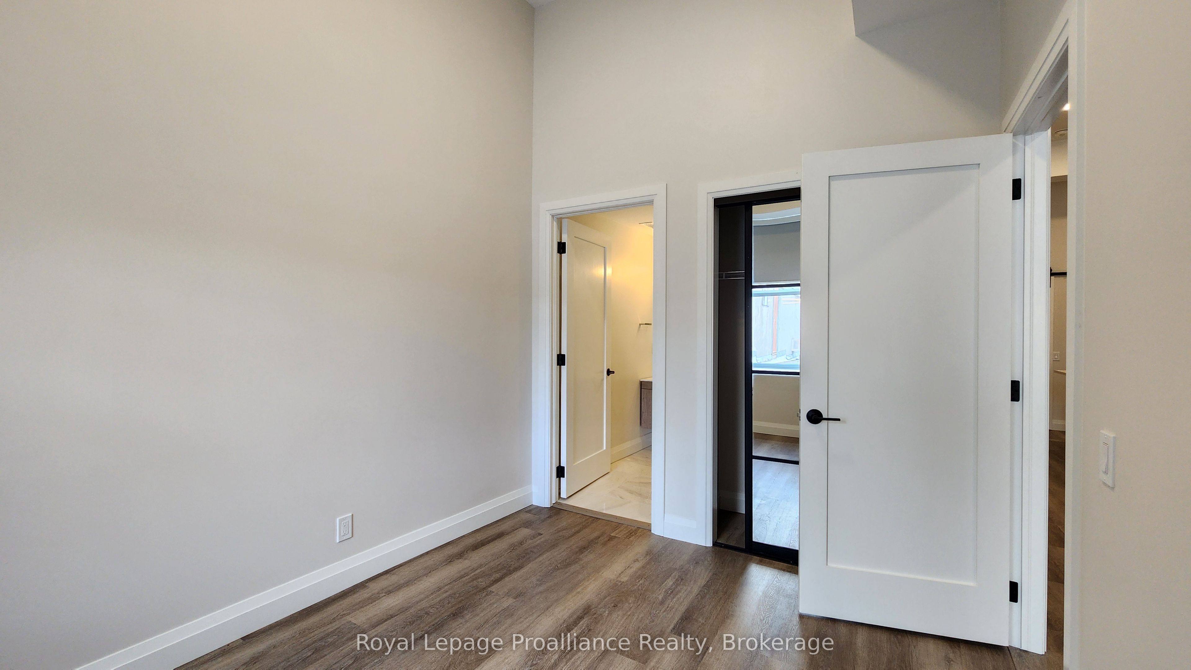 261 Front Street 4 Property Photo 15
