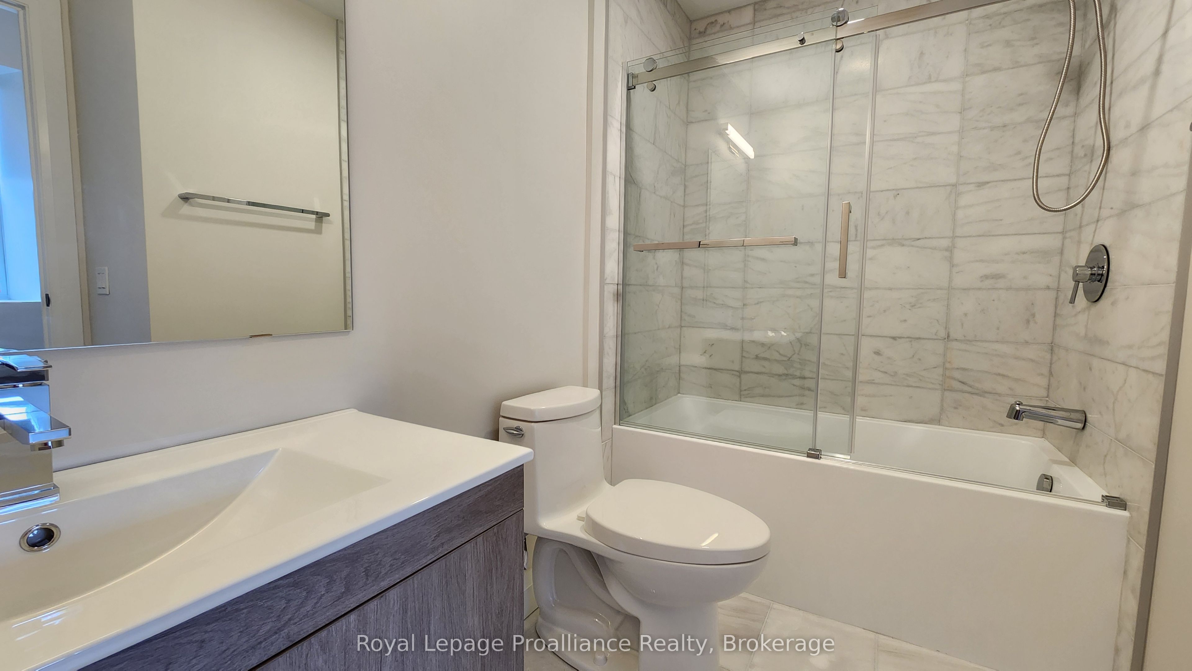 261 Front Street 4 Property Photo 18