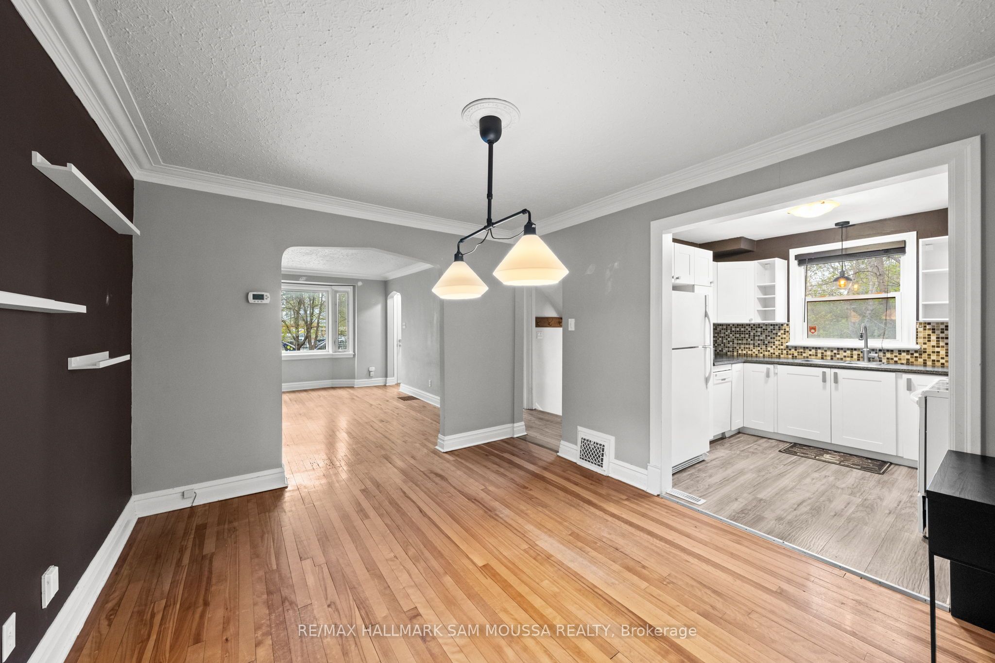 378 Byron Avenue Property Photo 7