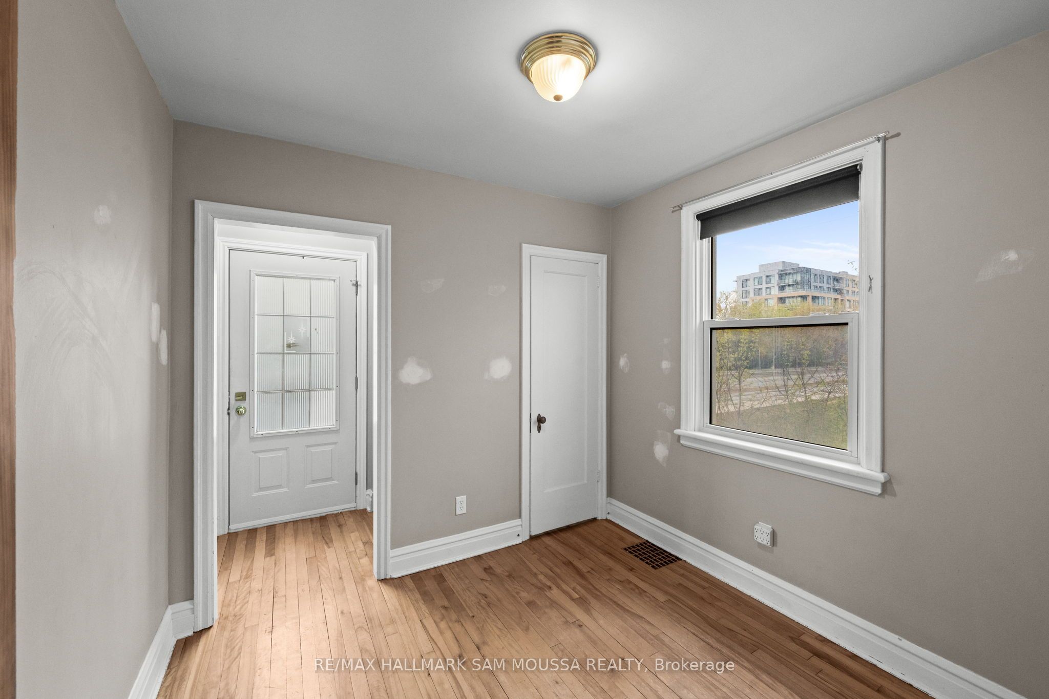 378 Byron Avenue Property Photo 11