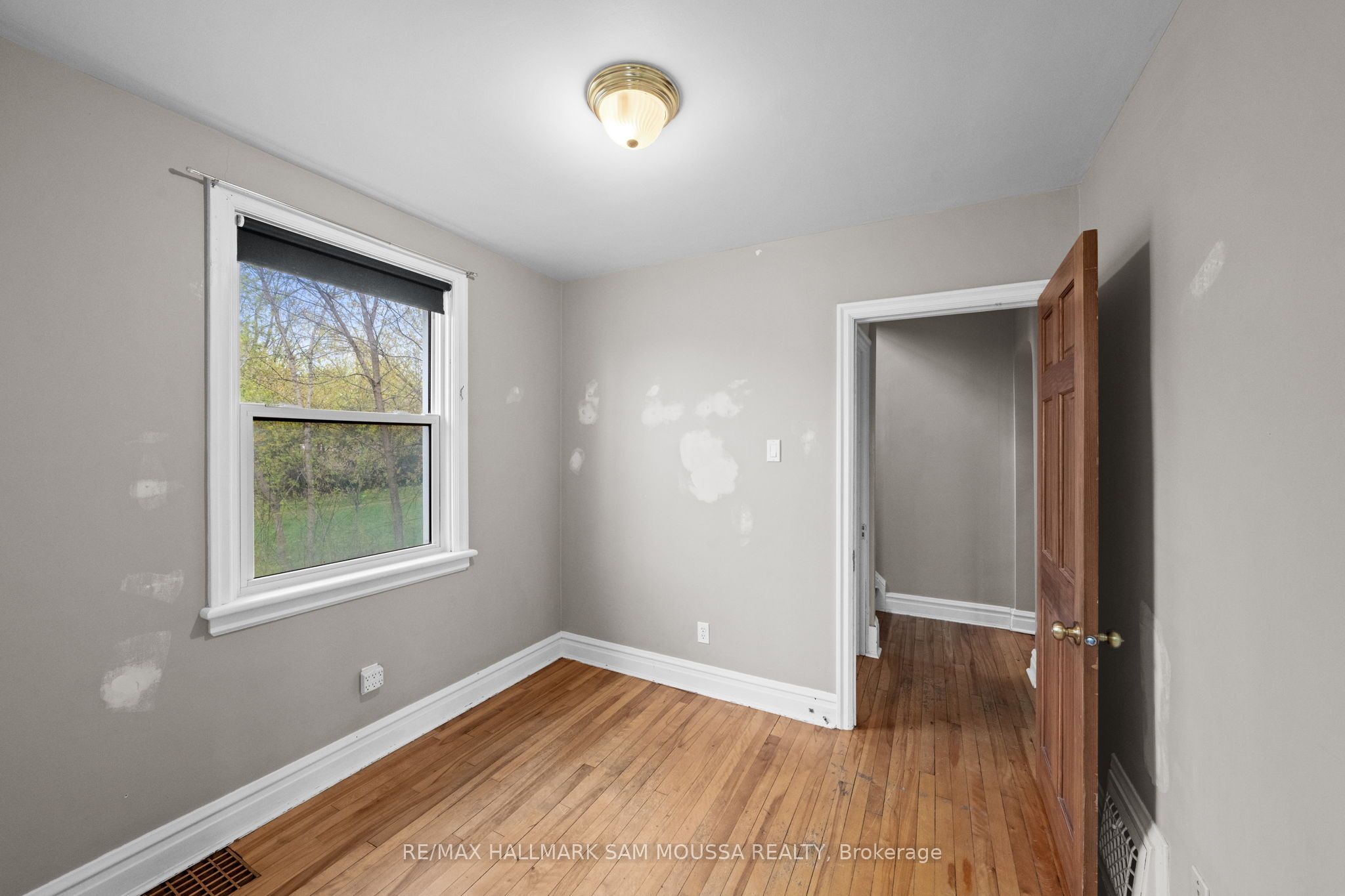 378 Byron Avenue Property Photo 12