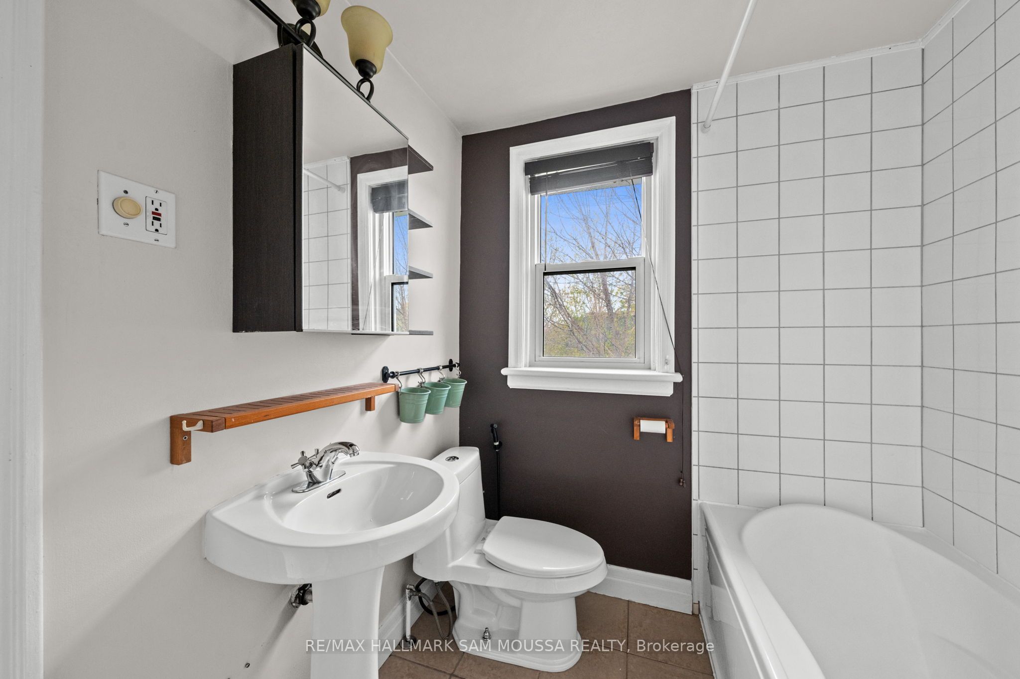 378 Byron Avenue Property Photo 20